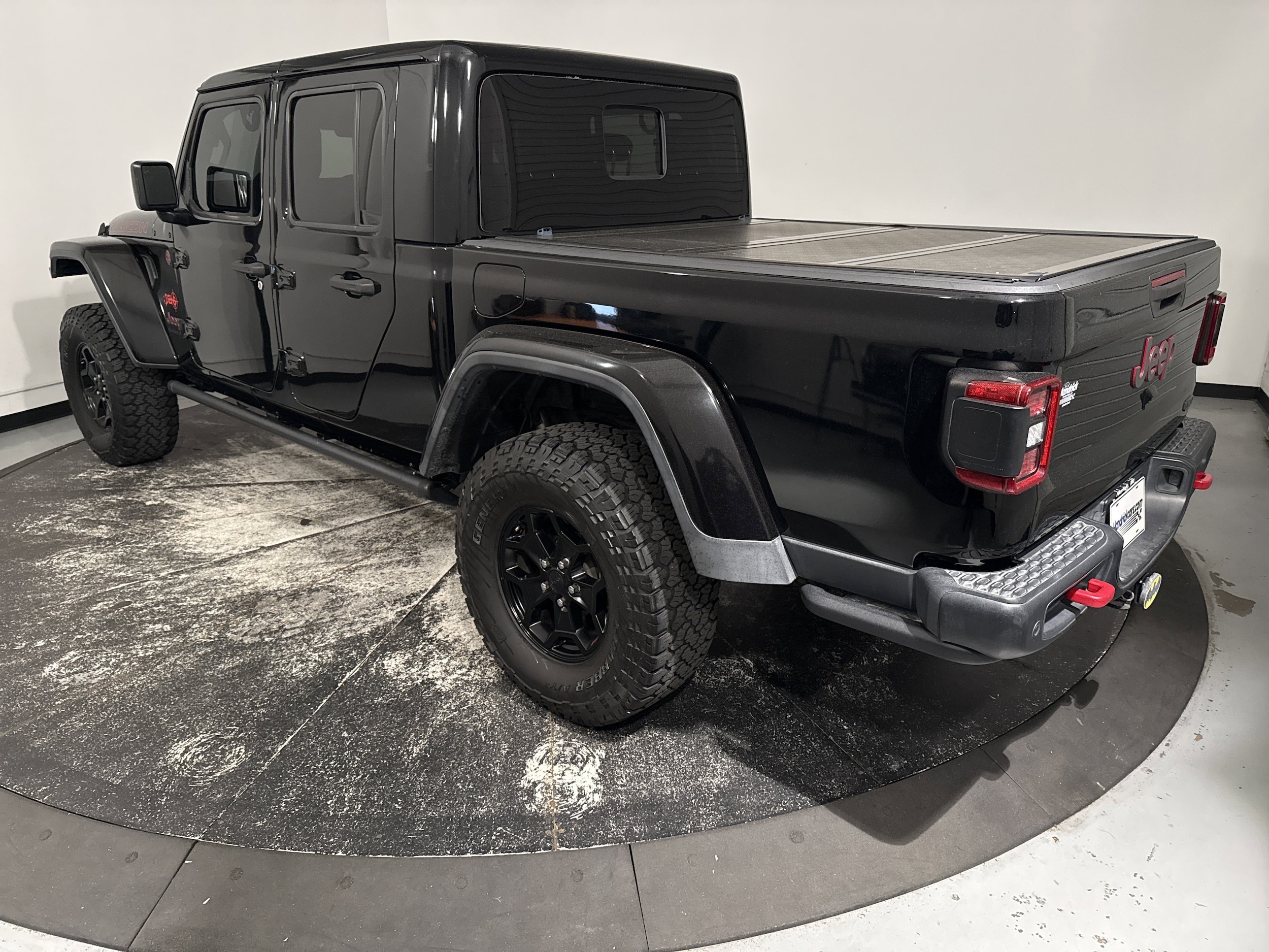 2020 Jeep Gladiator Rubicon photo 3
