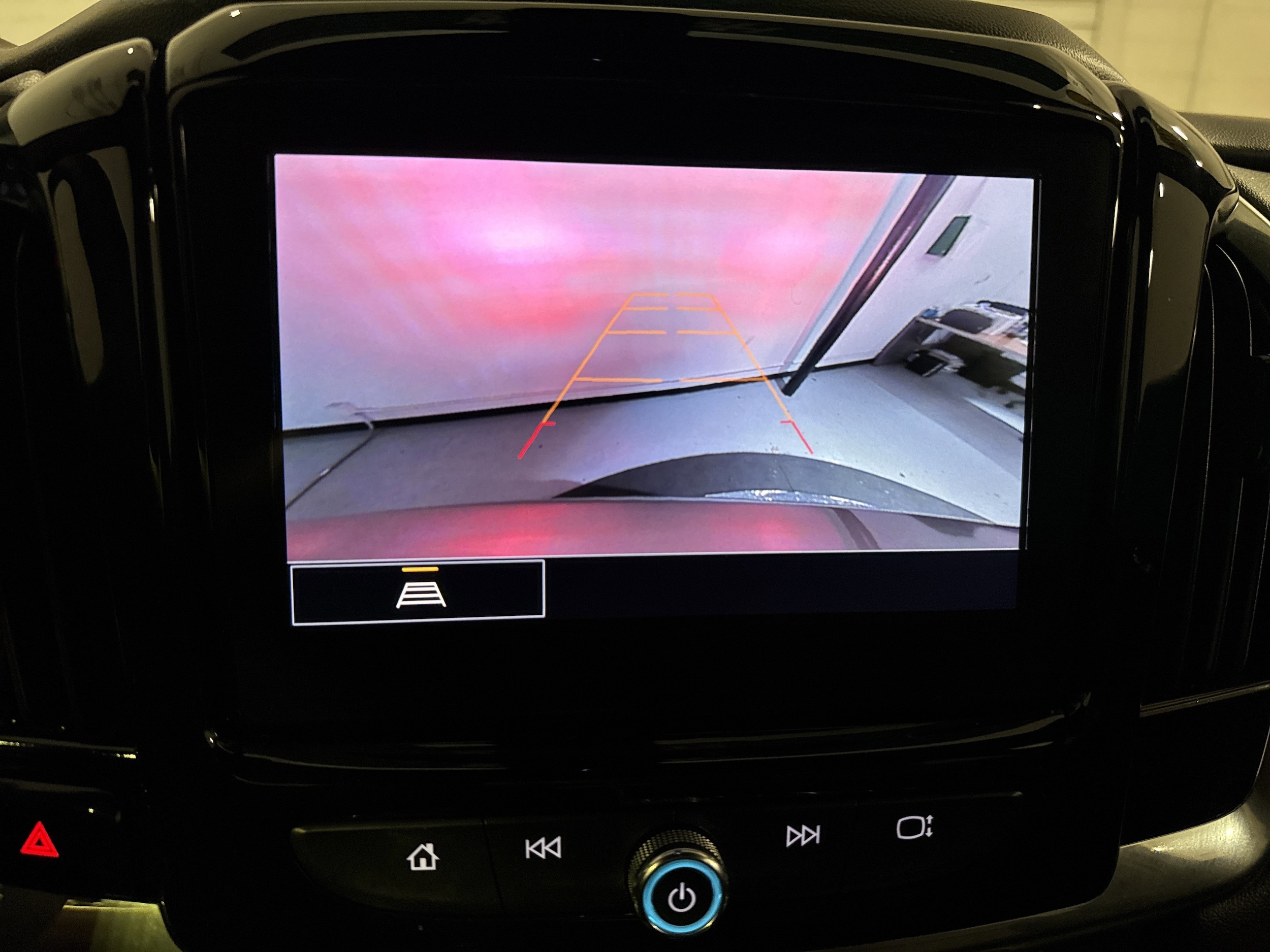 2023 Chevrolet Traverse LT Leather photo 5