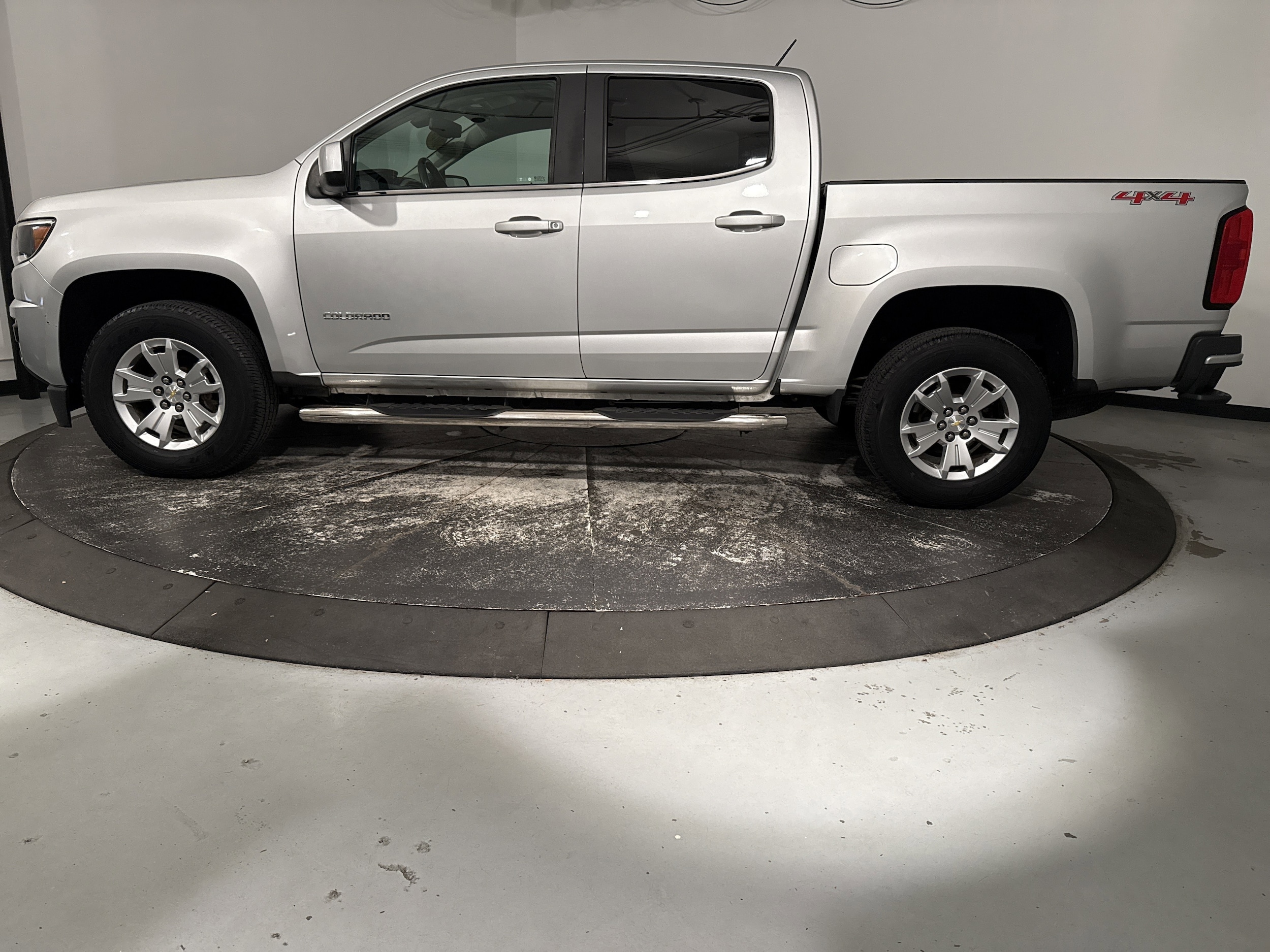 2020 Chevrolet Colorado 4WD LT photo 6