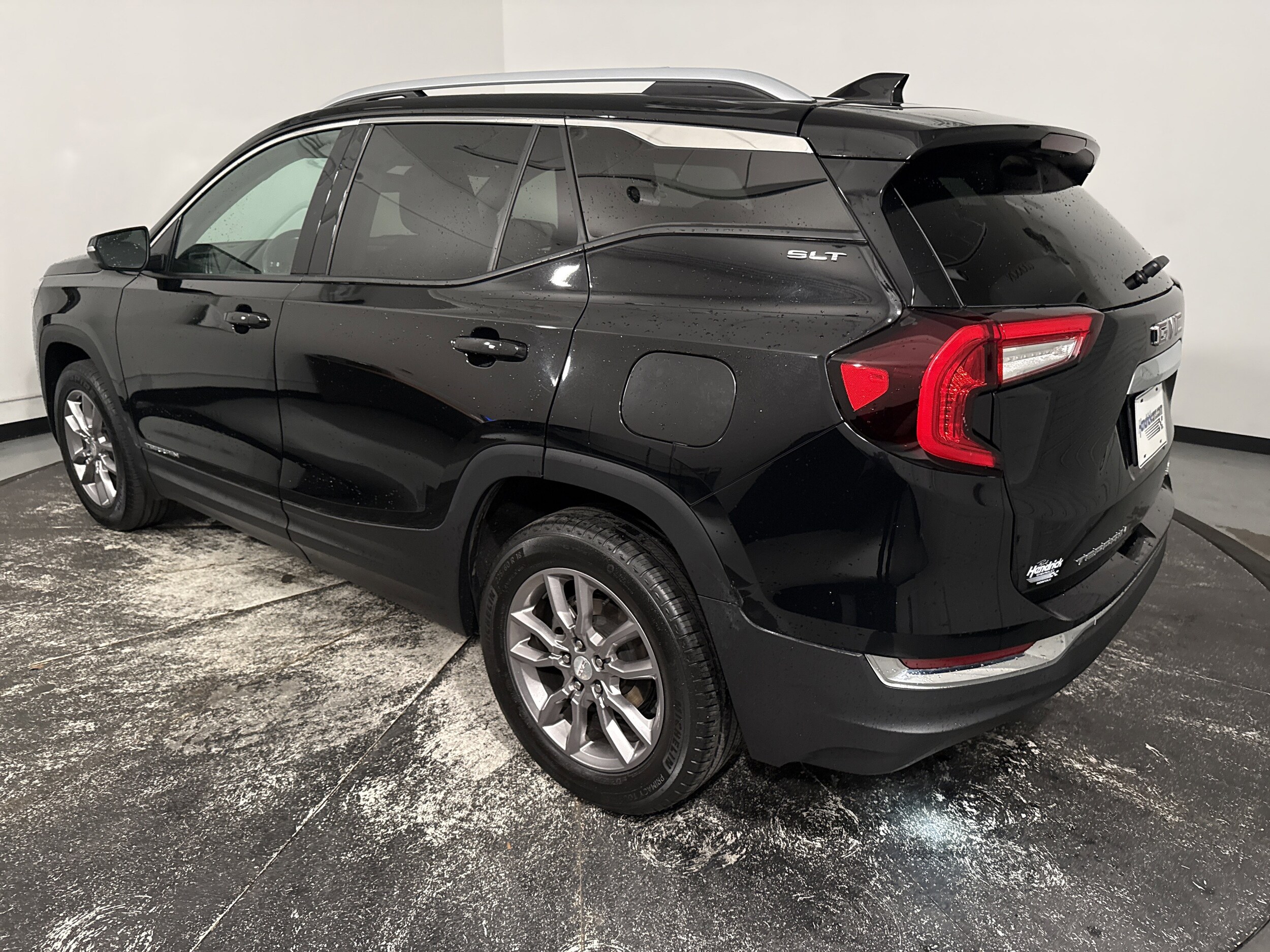2022 GMC Terrain SLT photo 3