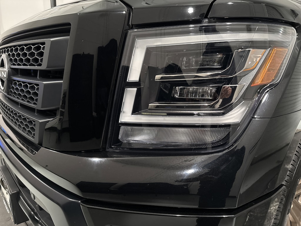 Used 2024 Nissan Titan SV Pickup
