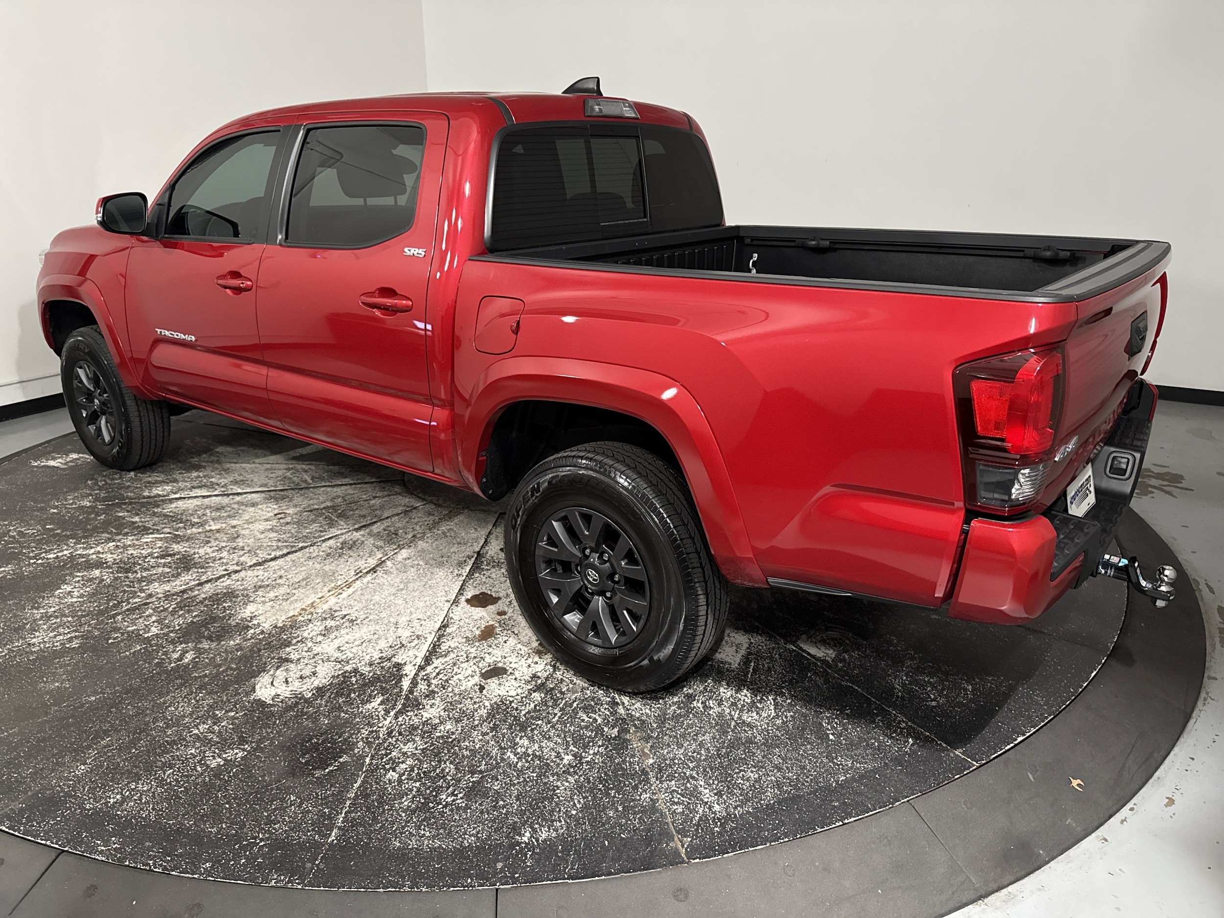 2023 Toyota Tacoma 4WD SR5 photo 3