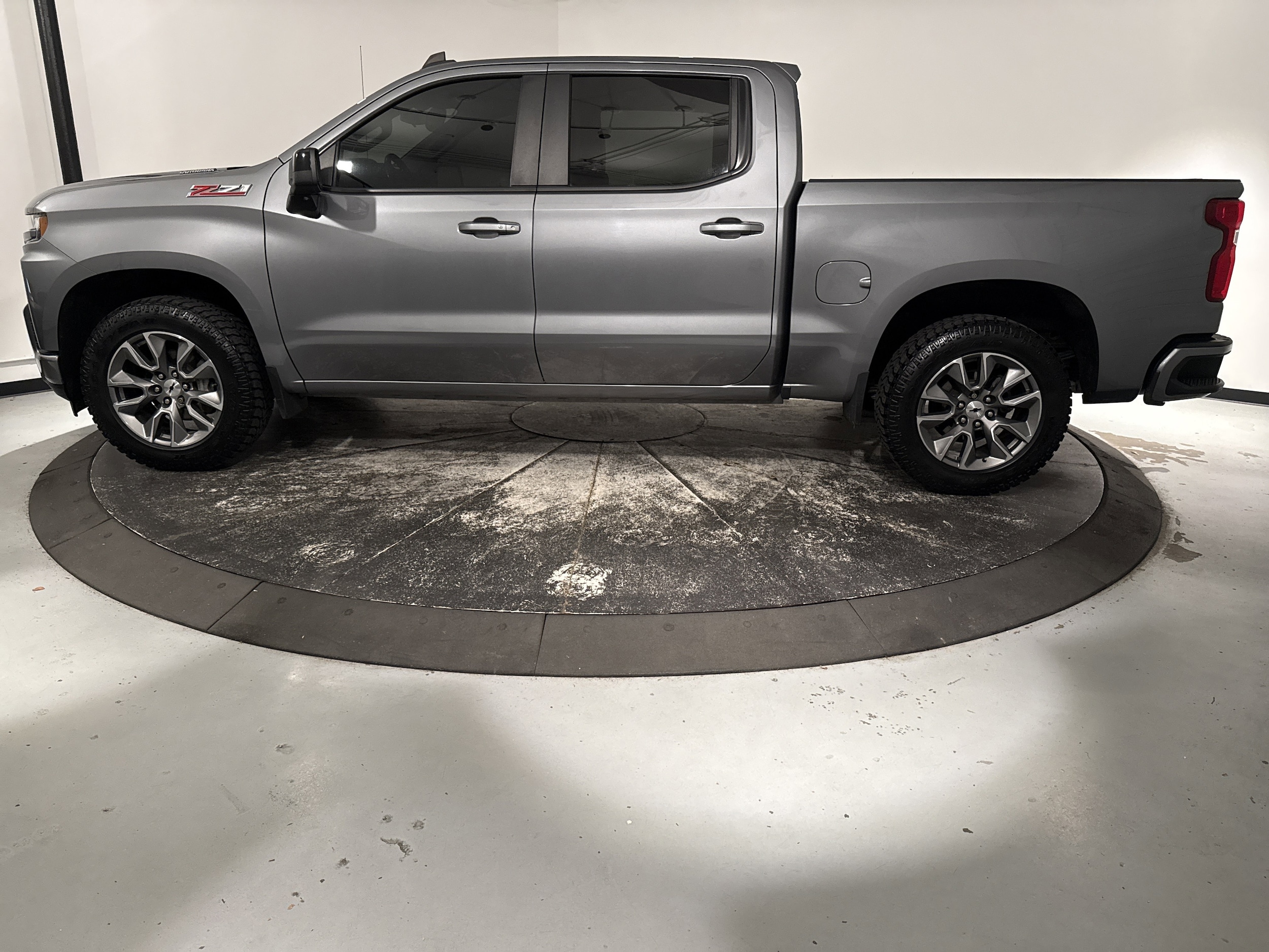 2021 Chevrolet Silverado 1500 RST photo 6