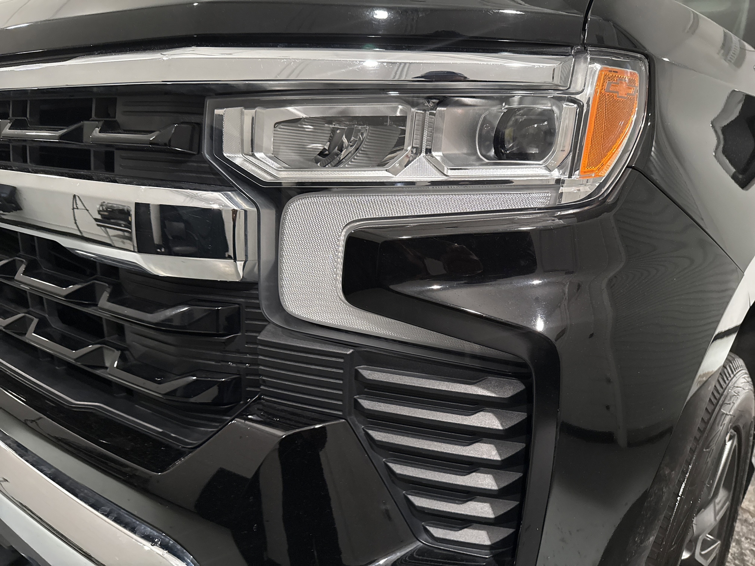 2022 Chevrolet Silverado 1500 LT photo 4