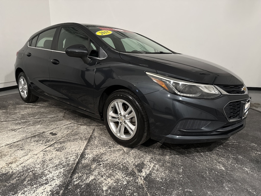 Used 2018 Chevrolet Cruze LT Hatchback
