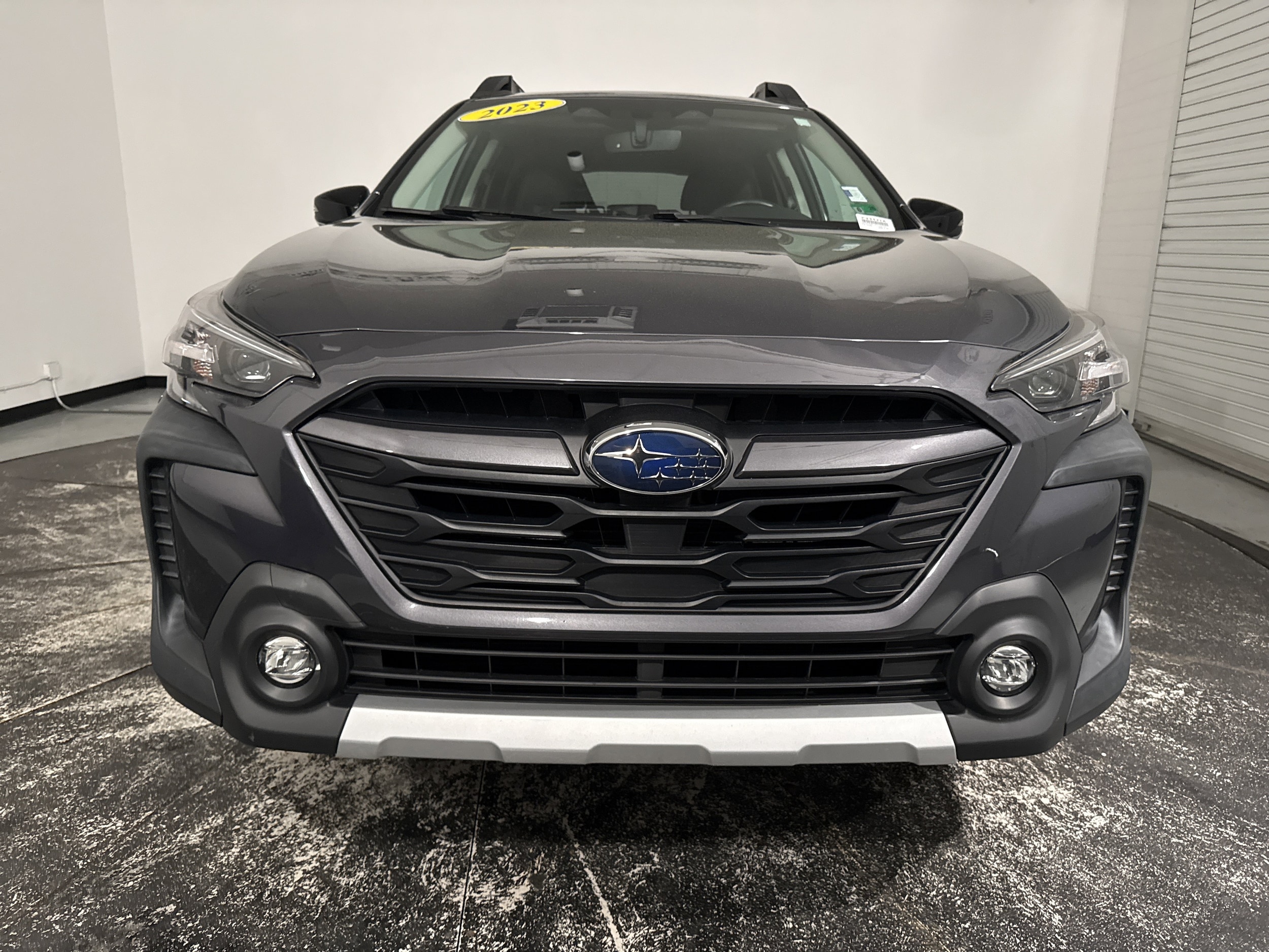 2023 Subaru Outback Limited XT photo 2