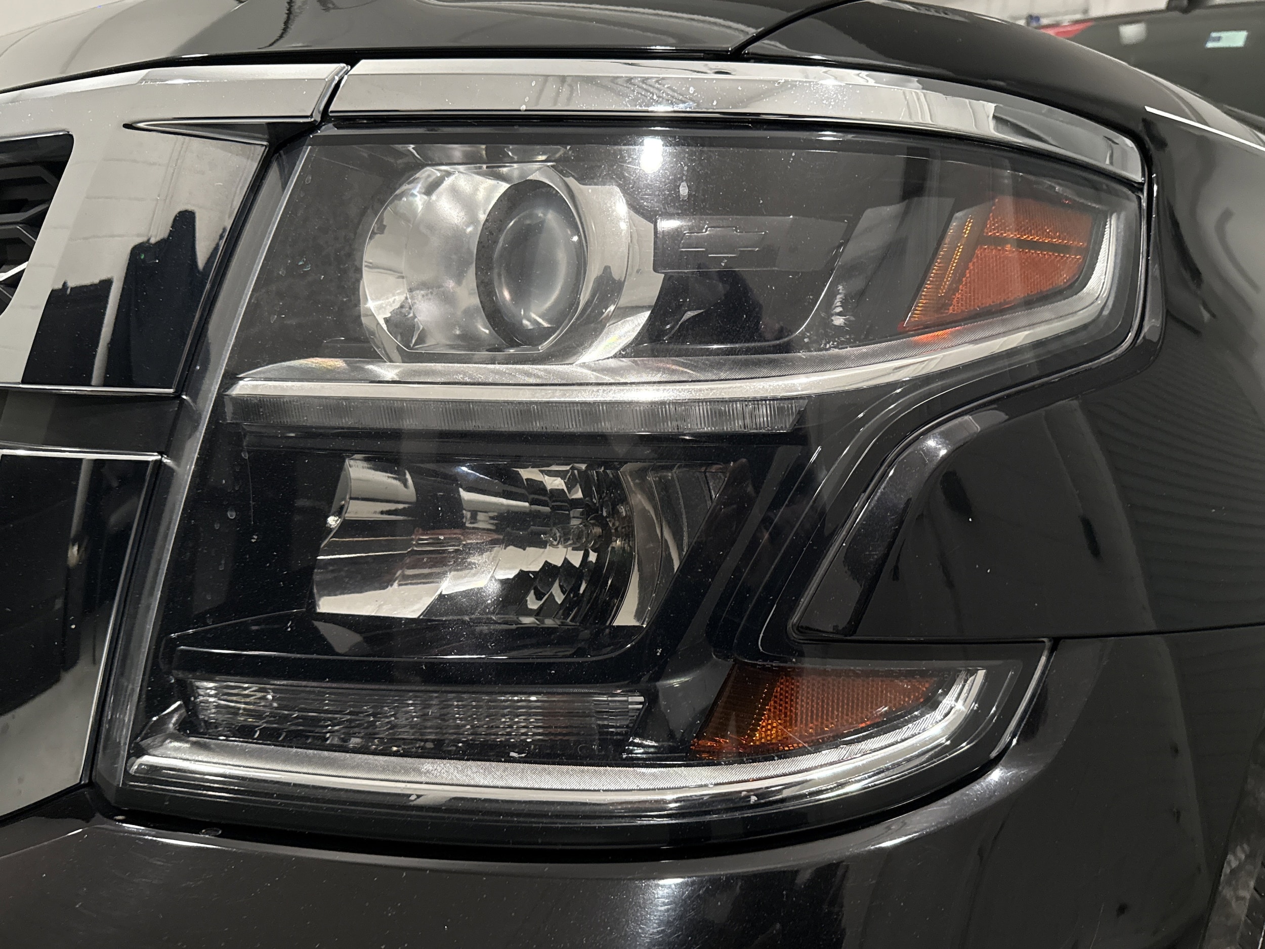 2018 Chevrolet Suburban LT photo 5