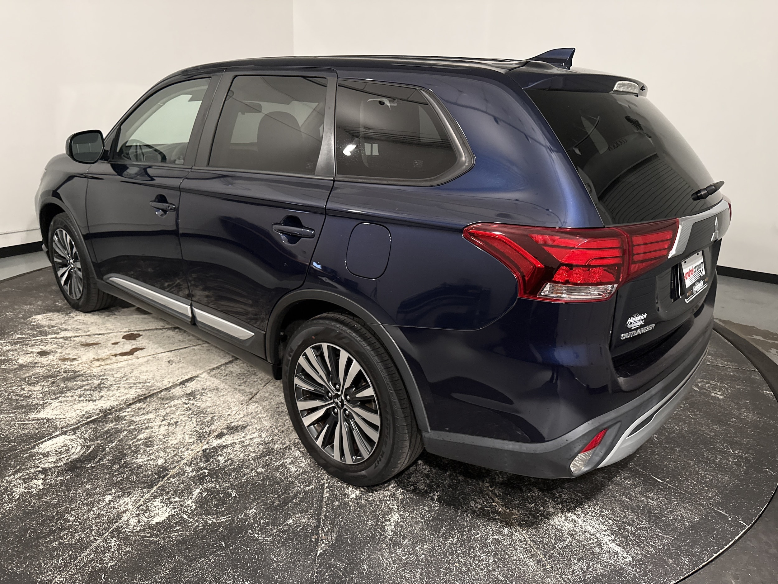 Mitsubishi Outlander ES