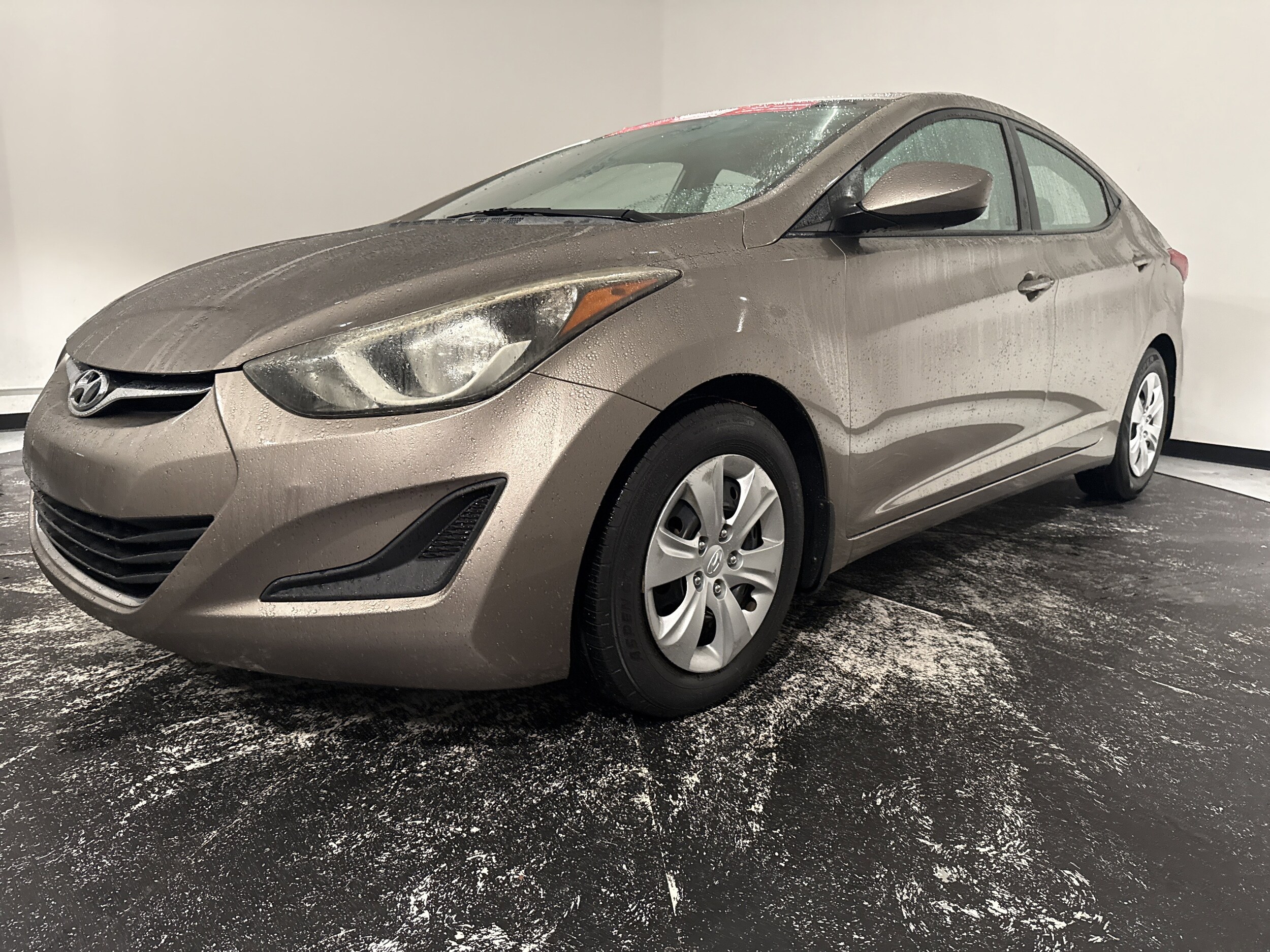2016 Hyundai Elantra SE photo 3
