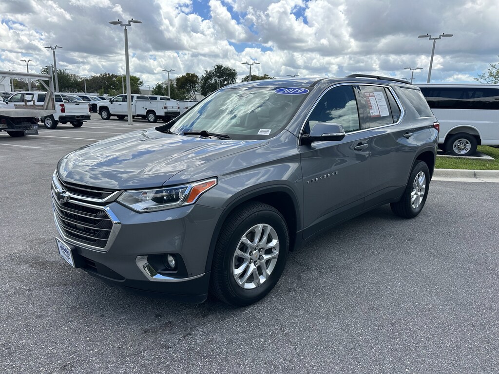 Used 2019 Chevrolet Traverse LT Cloth SUV