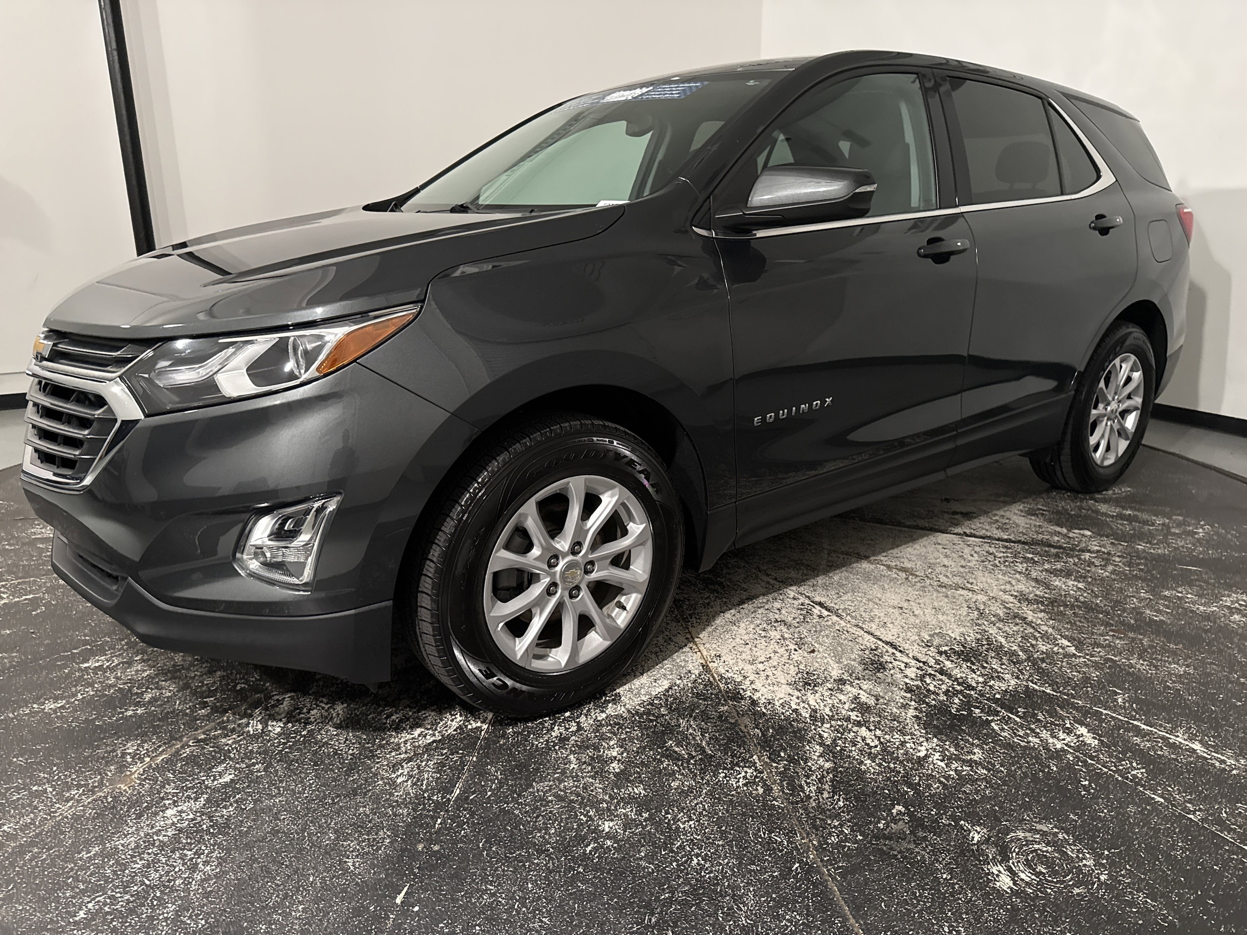 2019 Chevrolet Equinox LT photo 4