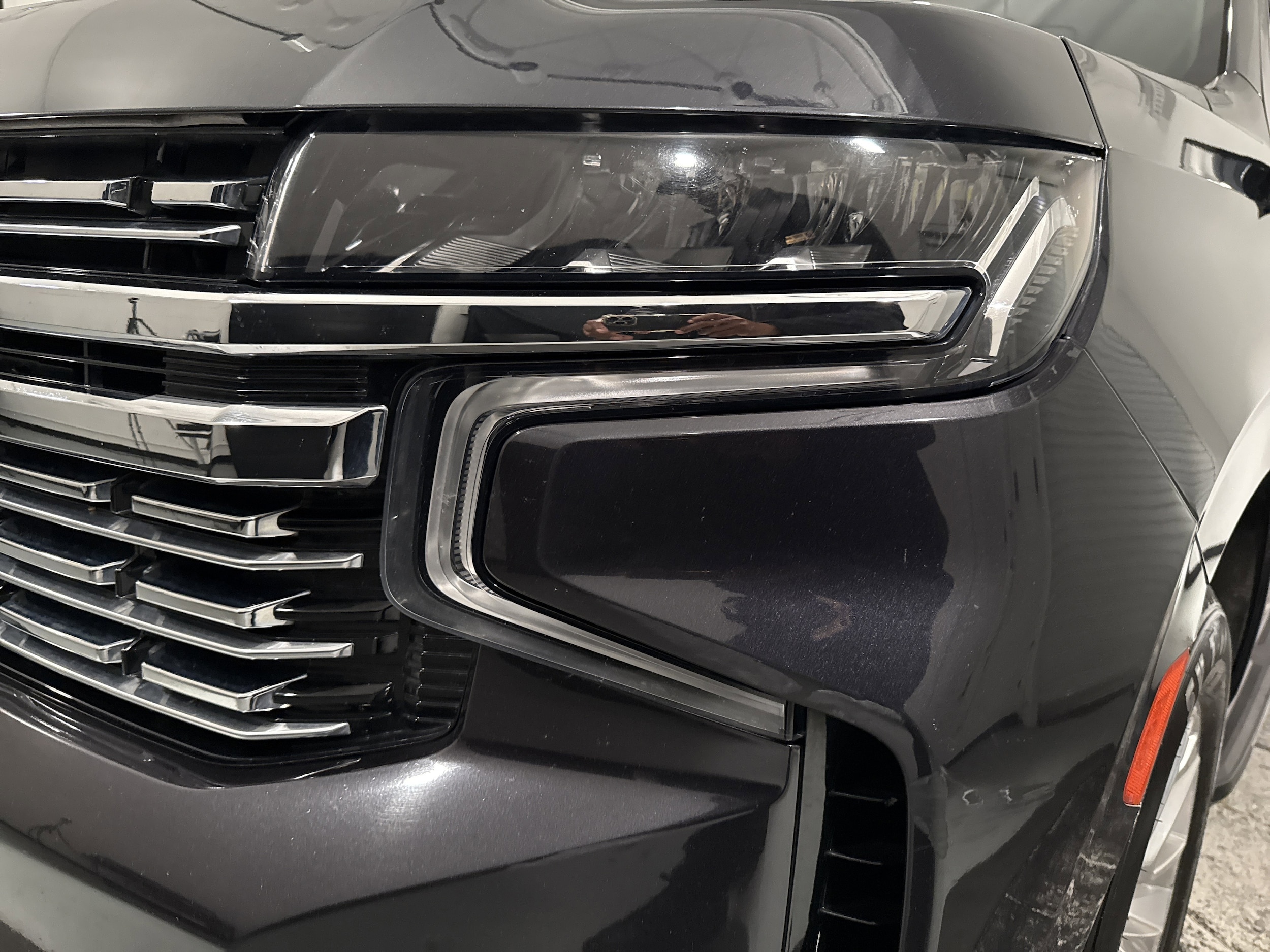 2023 Chevrolet Suburban Premier photo 4