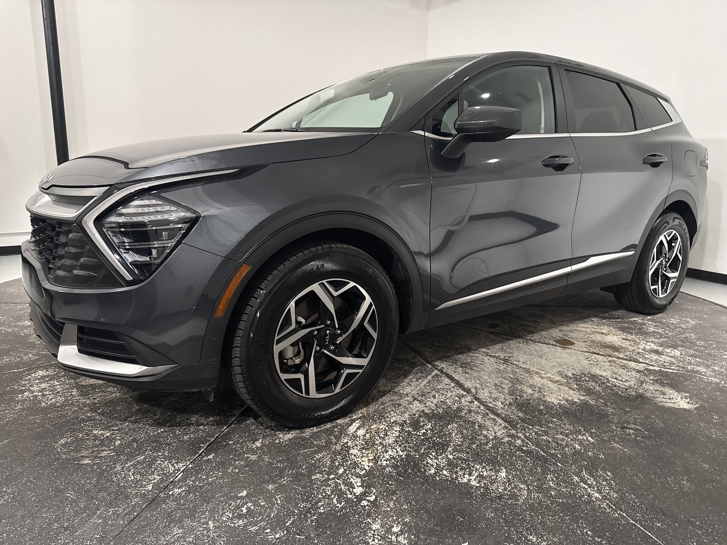 2025 Kia Sportage photo 4