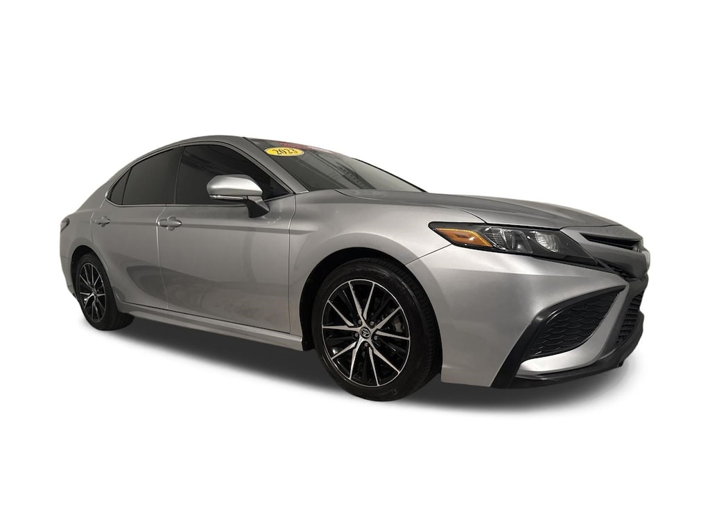 Used 2023 Toyota Camry SE Sedan