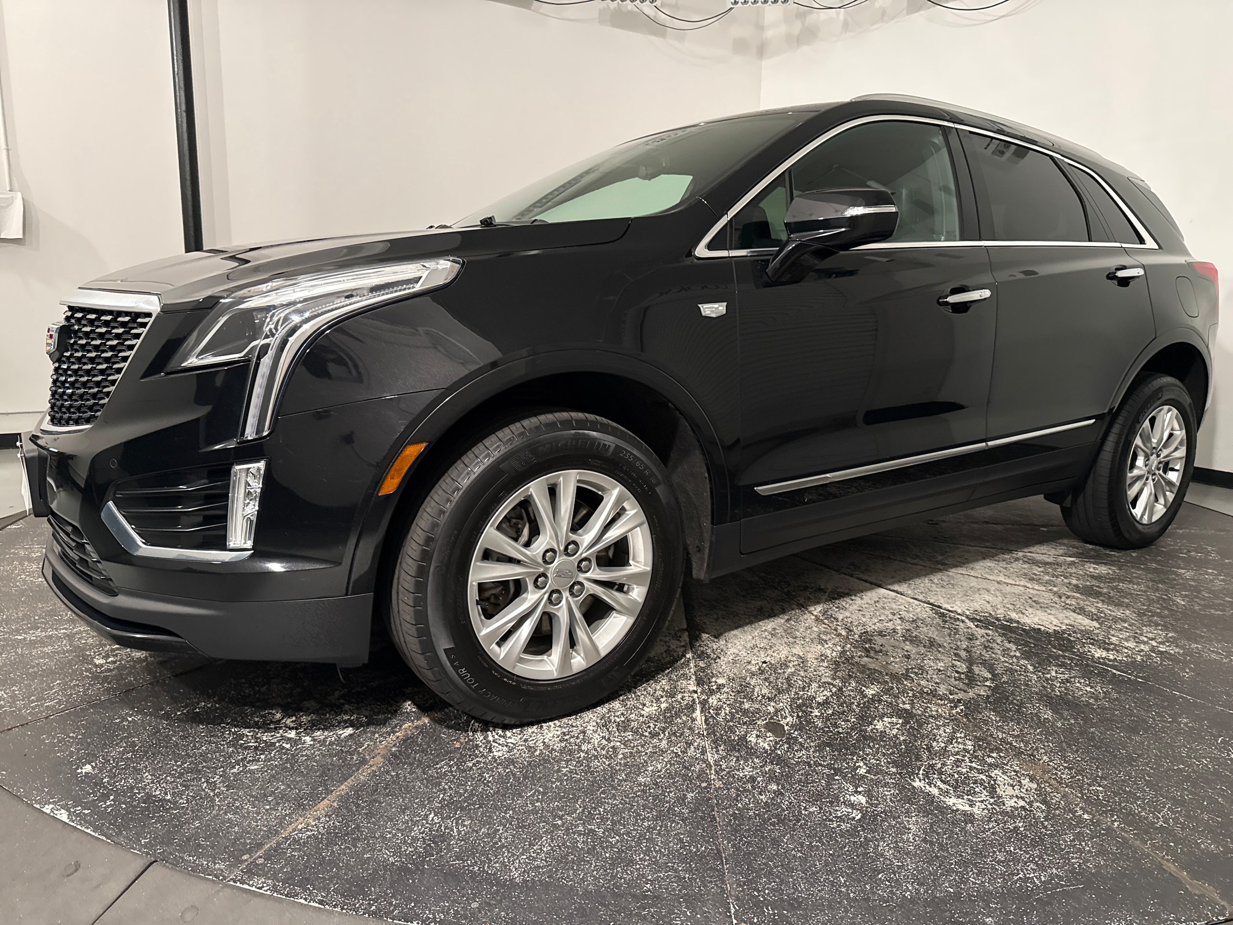 CADILLAC XT5 FWD Luxury