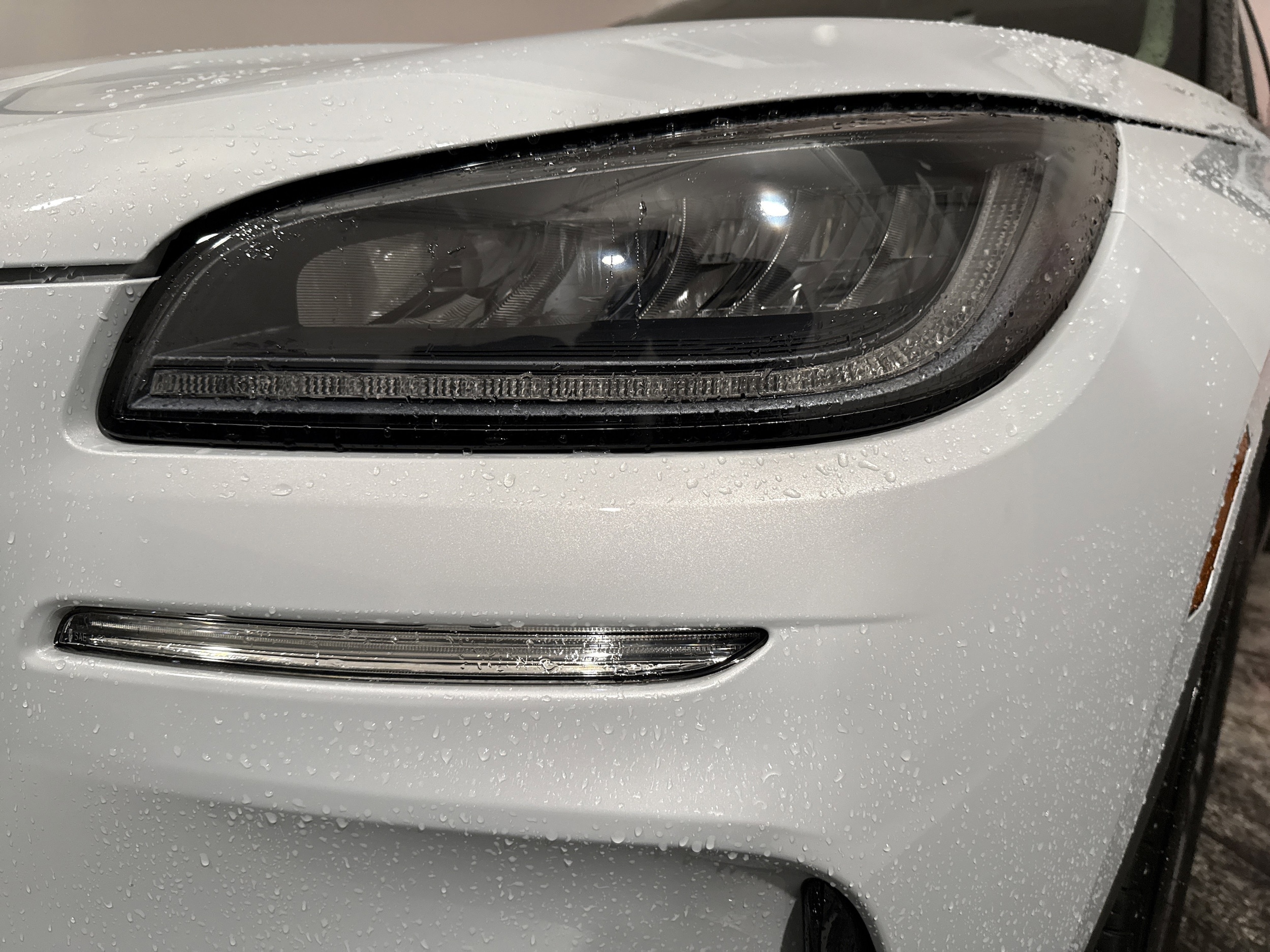 2025 Lincoln Corsair Premiere photo 4