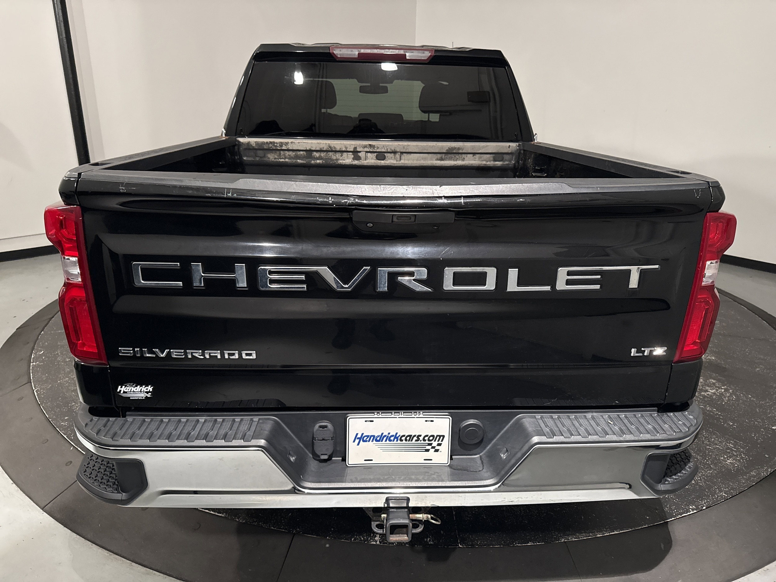 2020 Chevrolet Silverado 1500 LTZ photo 3