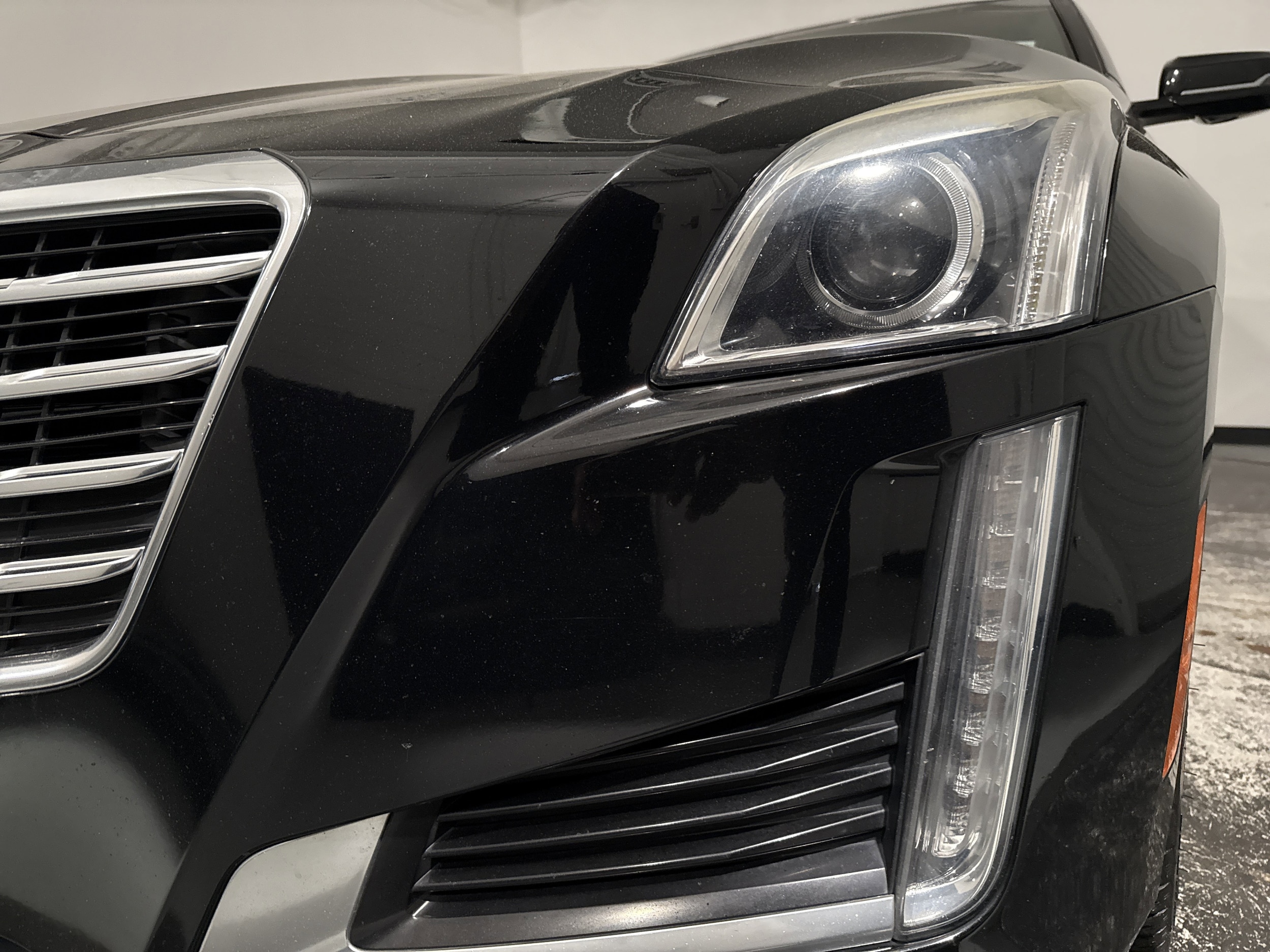 2018 CADILLAC CTS Sedan Luxury RWD photo 4