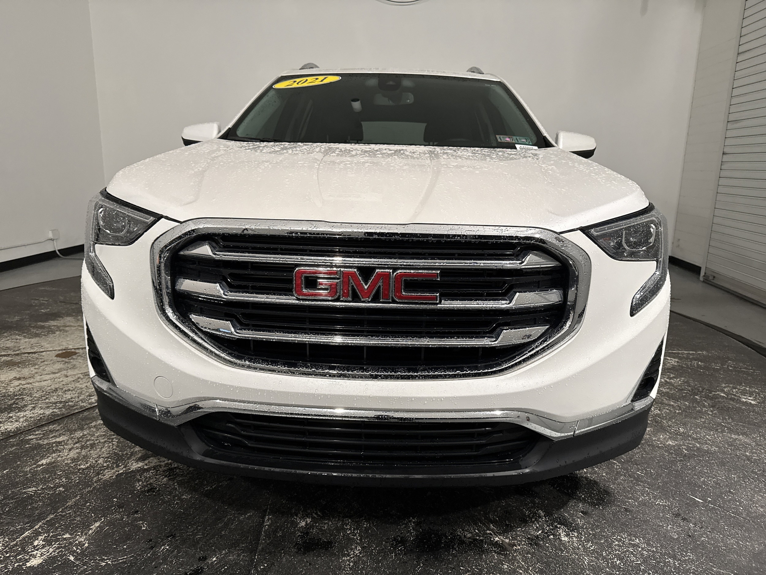 2021 GMC Terrain SLT photo 2