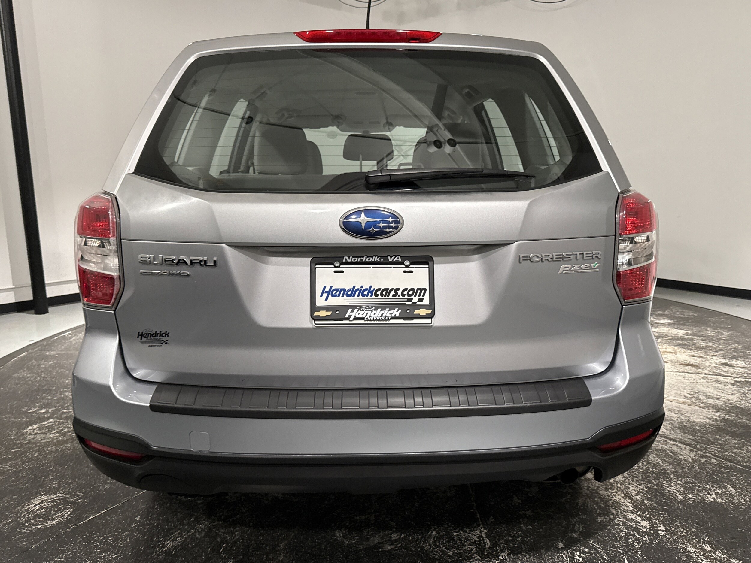 2014 Subaru Forester 2.5i photo 3