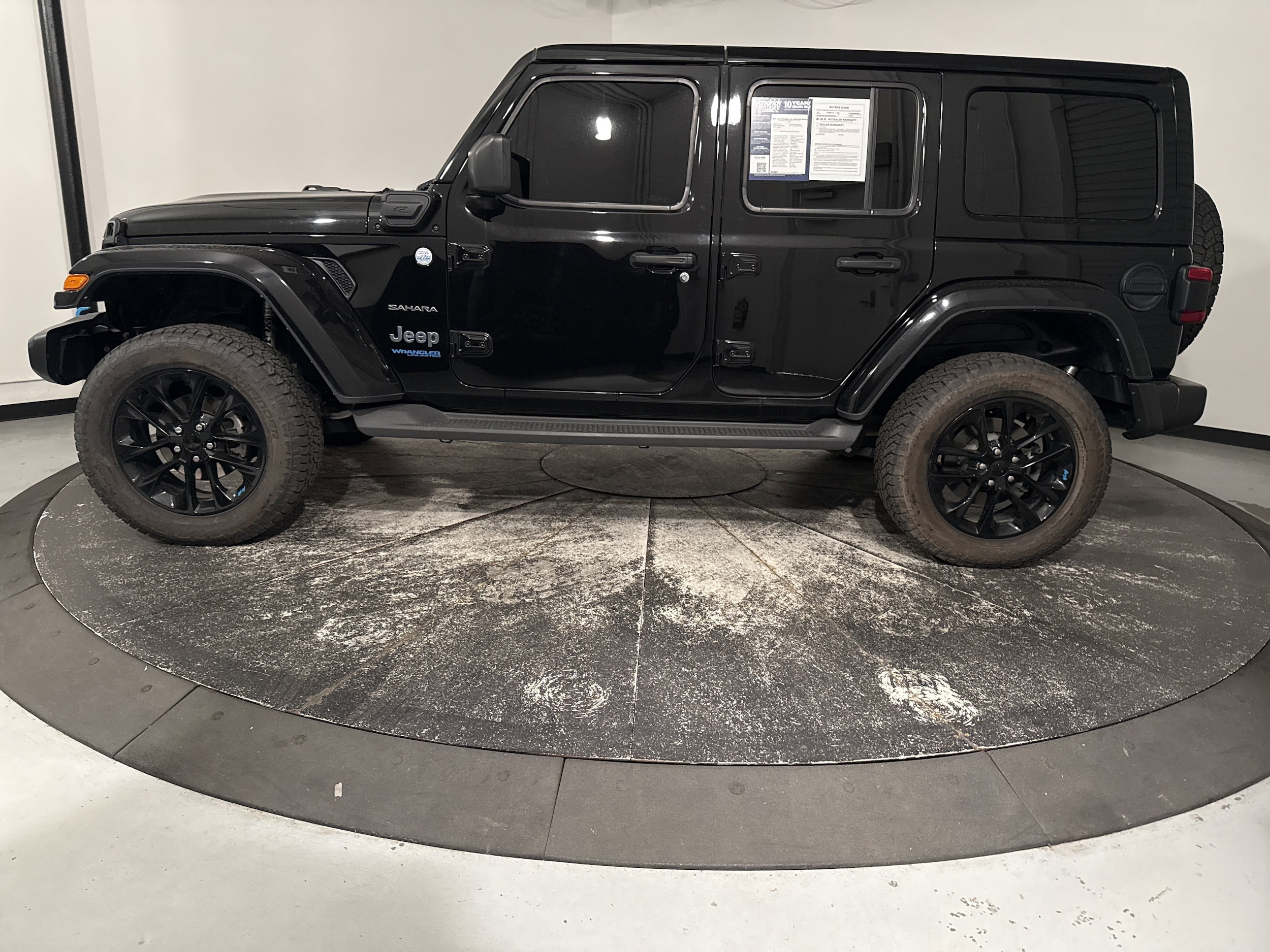 2022 Jeep Wrangler 4xe Unlimited Sahara photo 6