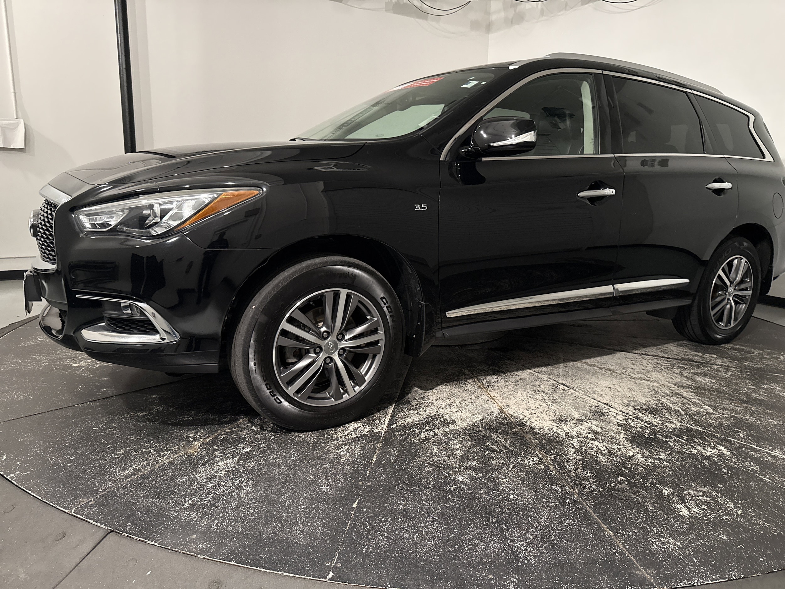 2020 INFINITI QX60 LUXE photo 4