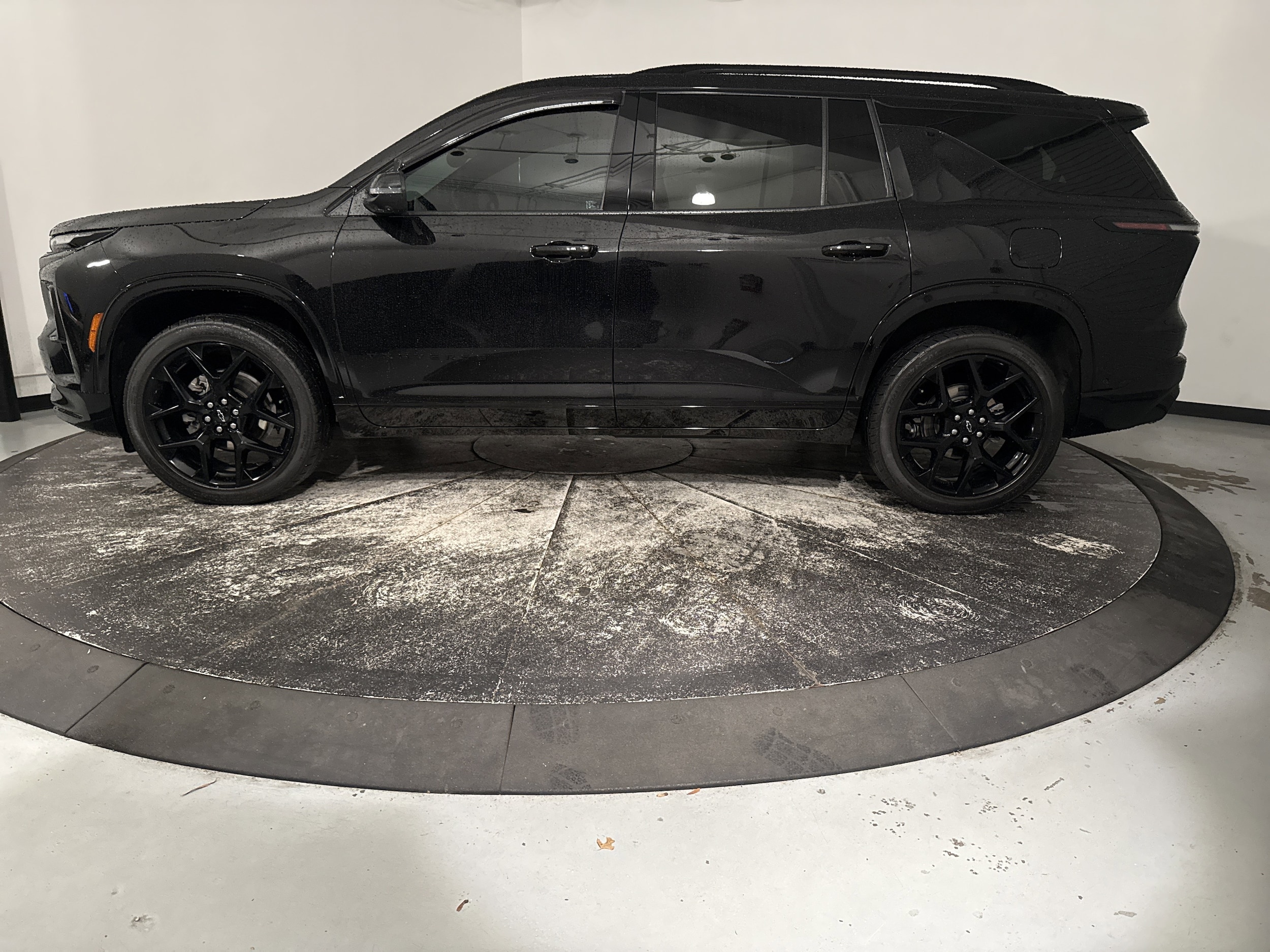 2024 Chevrolet Traverse FWD RS photo 6