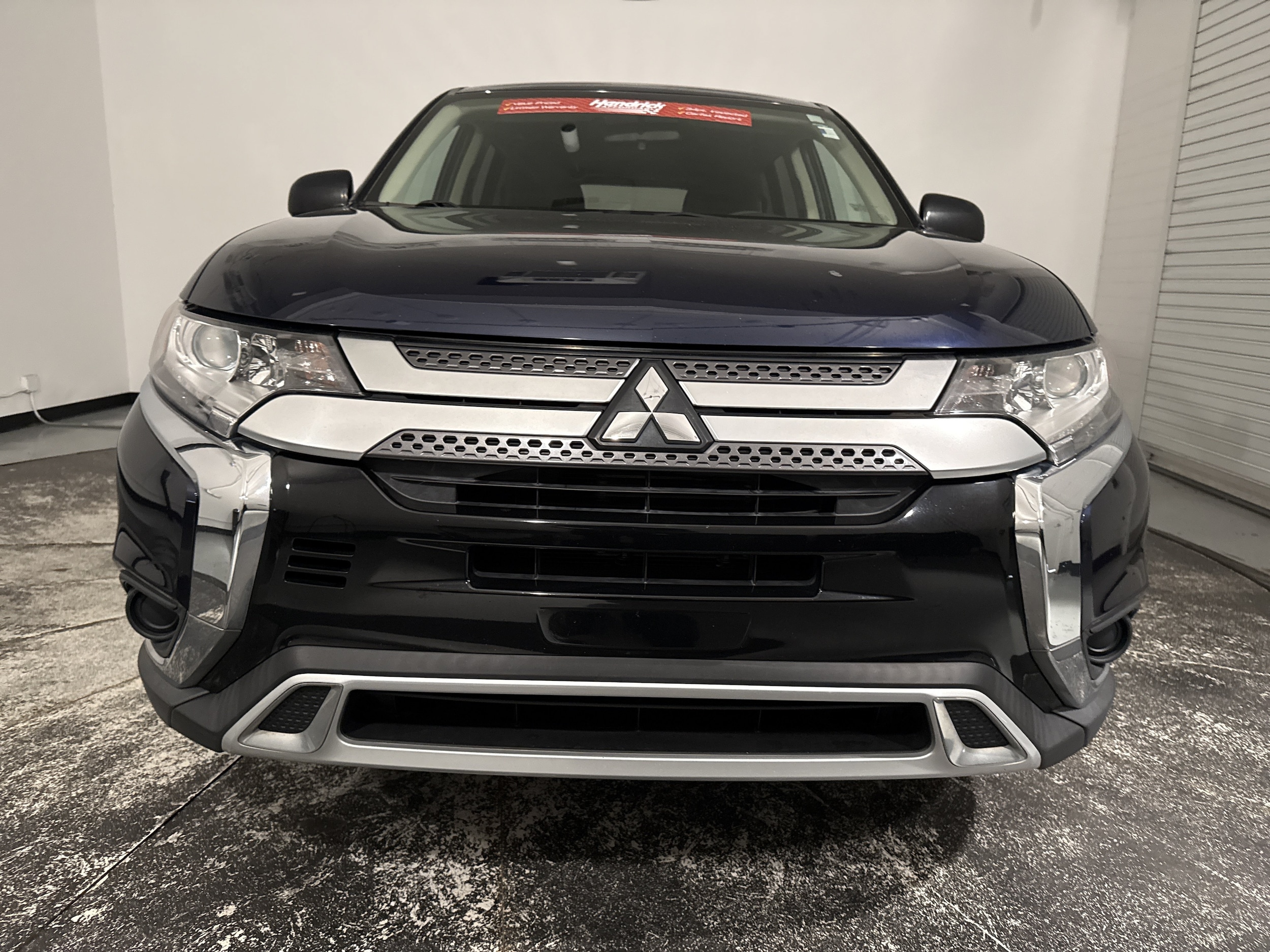 Mitsubishi Outlander ES