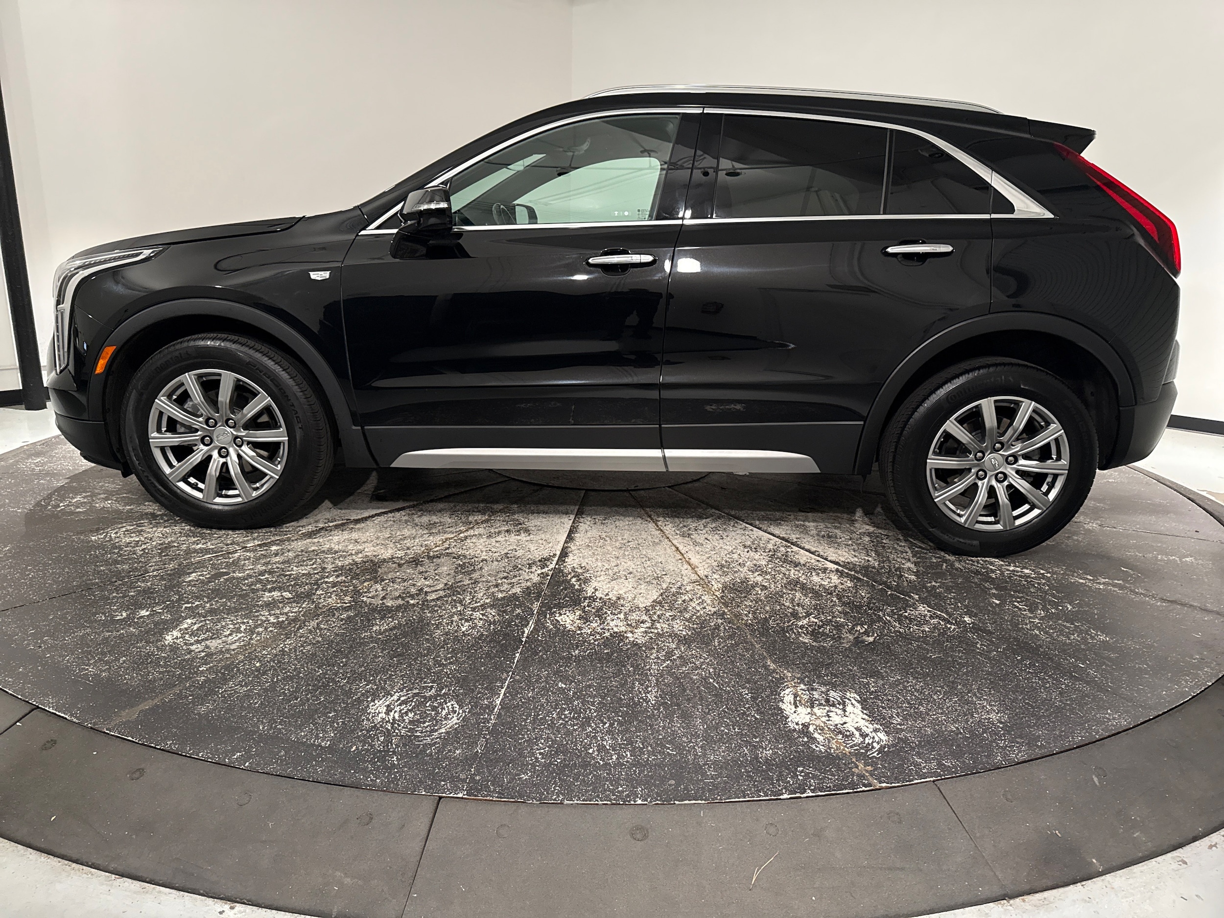 CADILLAC XT4 AWD Premium Luxury