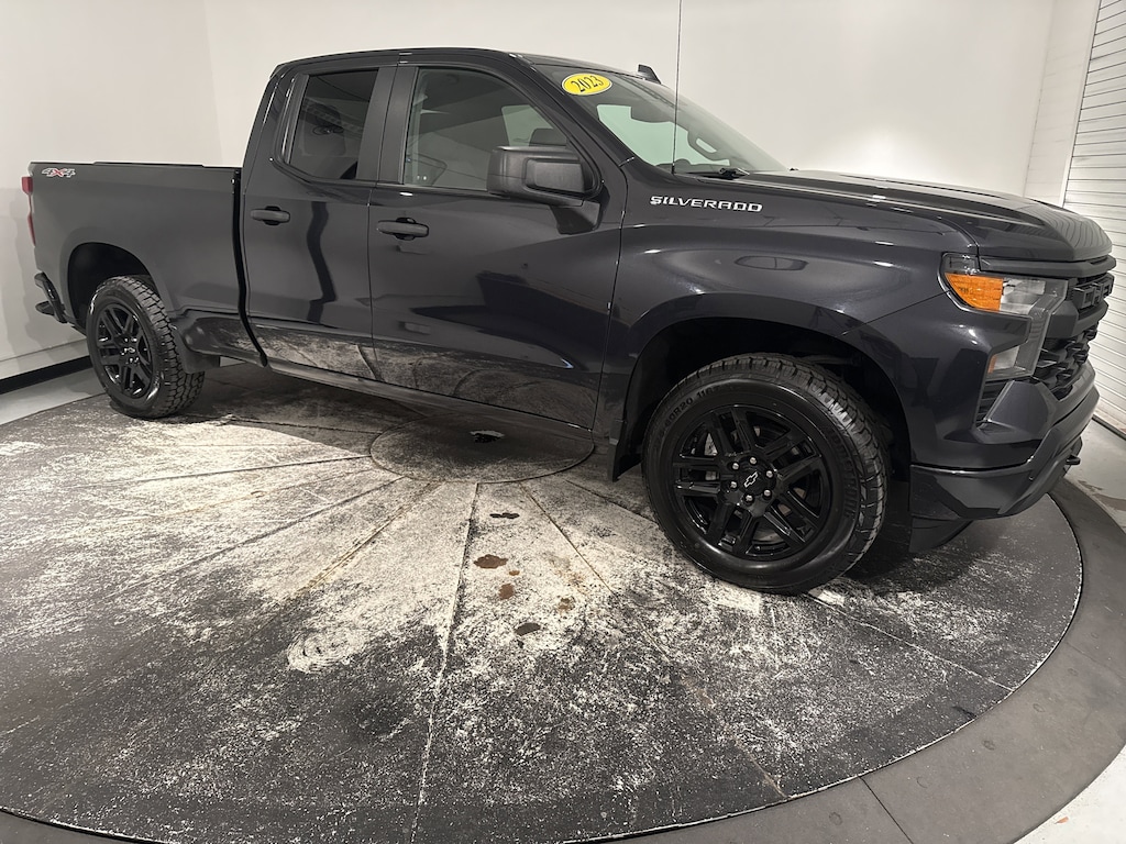 Used 2023 Chevrolet Silverado 1500 Custom Pickup