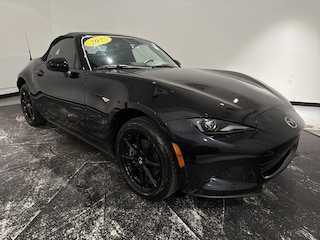 2025 Mazda MX-5 Miata Sport Convertible