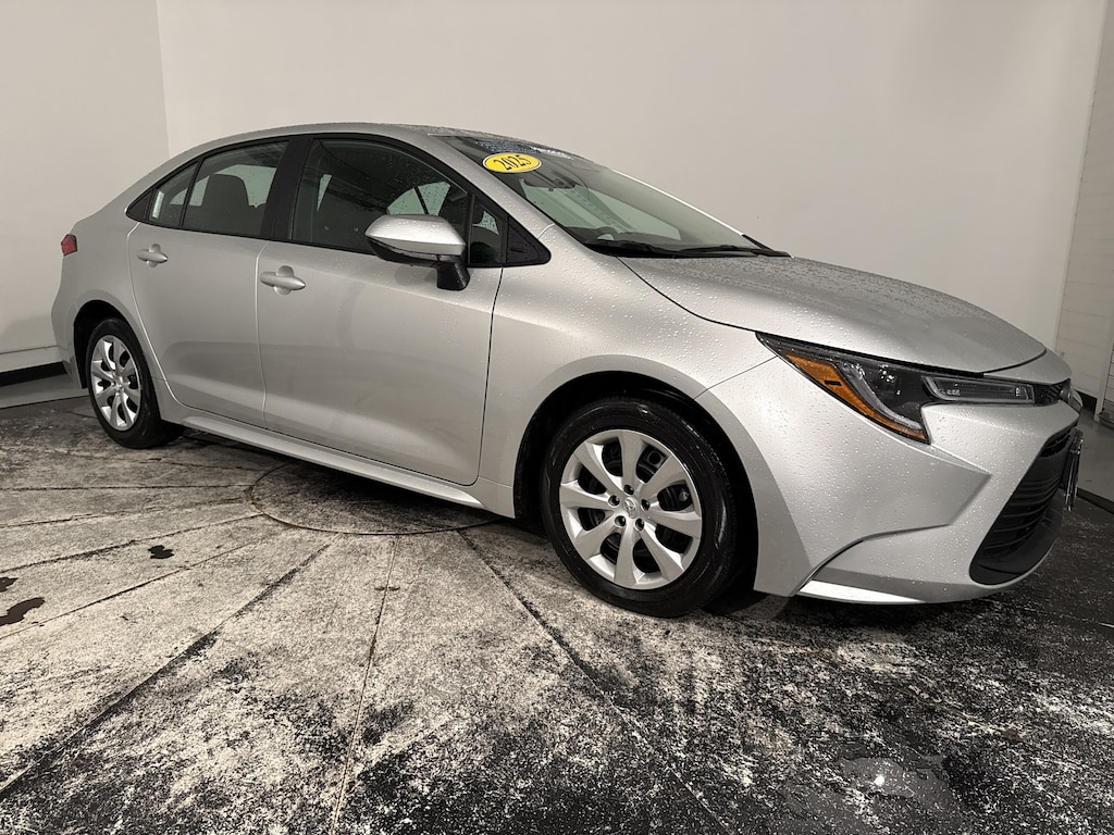 Used 2025 Toyota Corolla LE Sedan