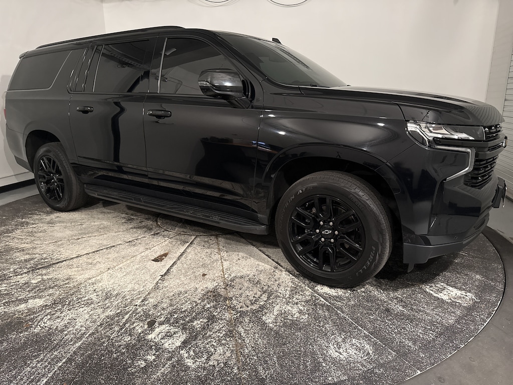 Used 2023 Chevrolet Suburban Premier SUV