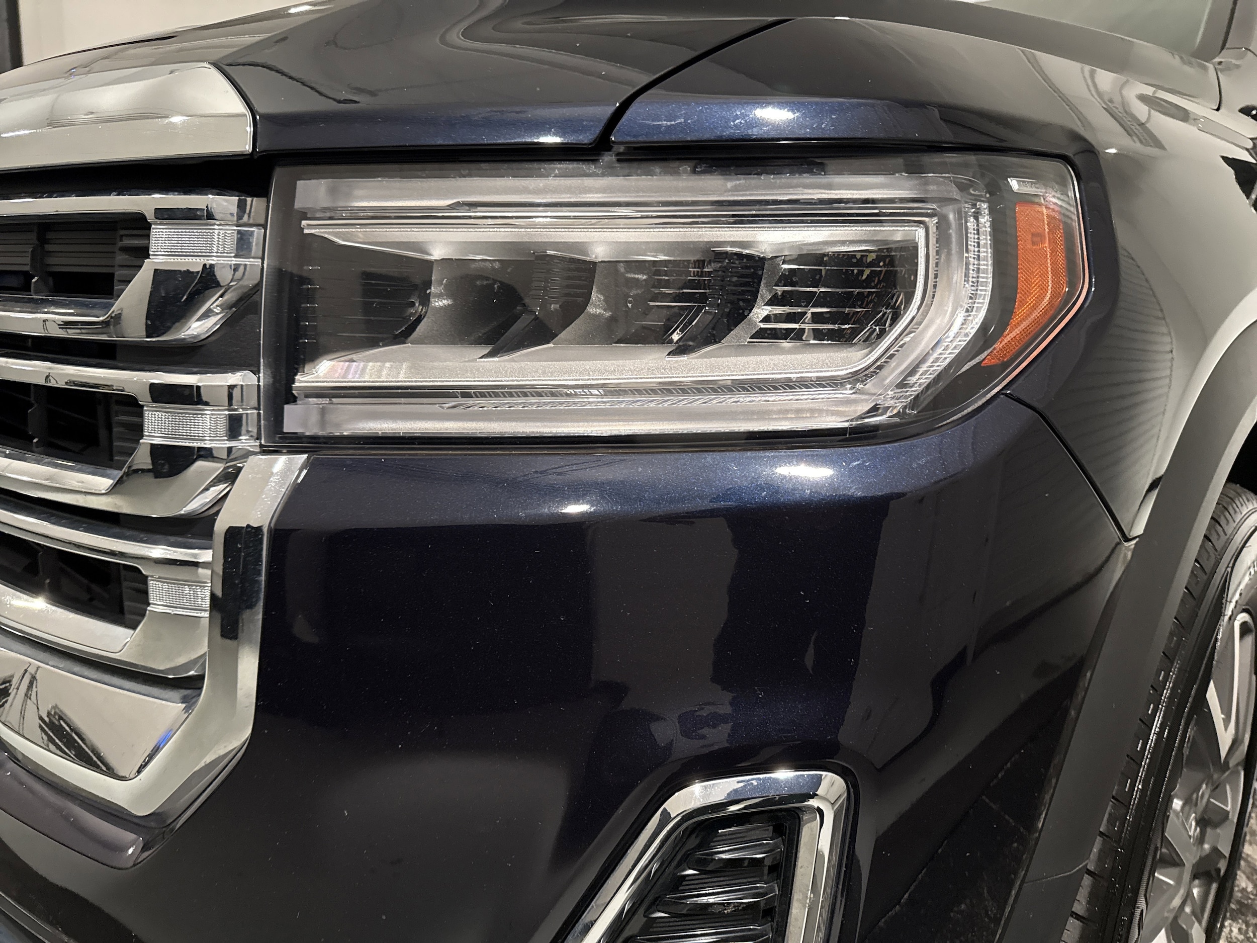 2022 GMC Acadia SLE photo 5