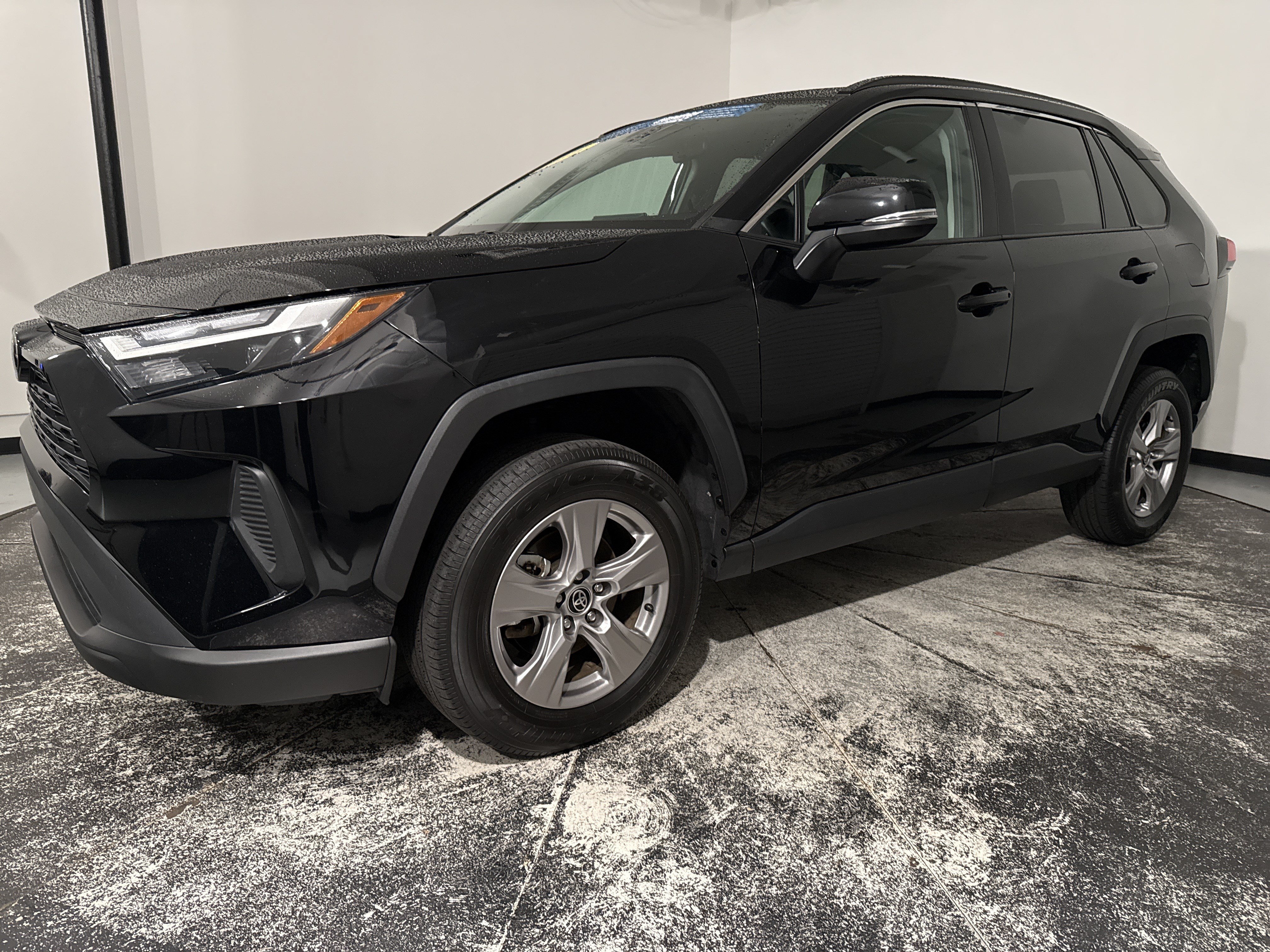 Used 2025 Toyota RAV4 XLE SUV