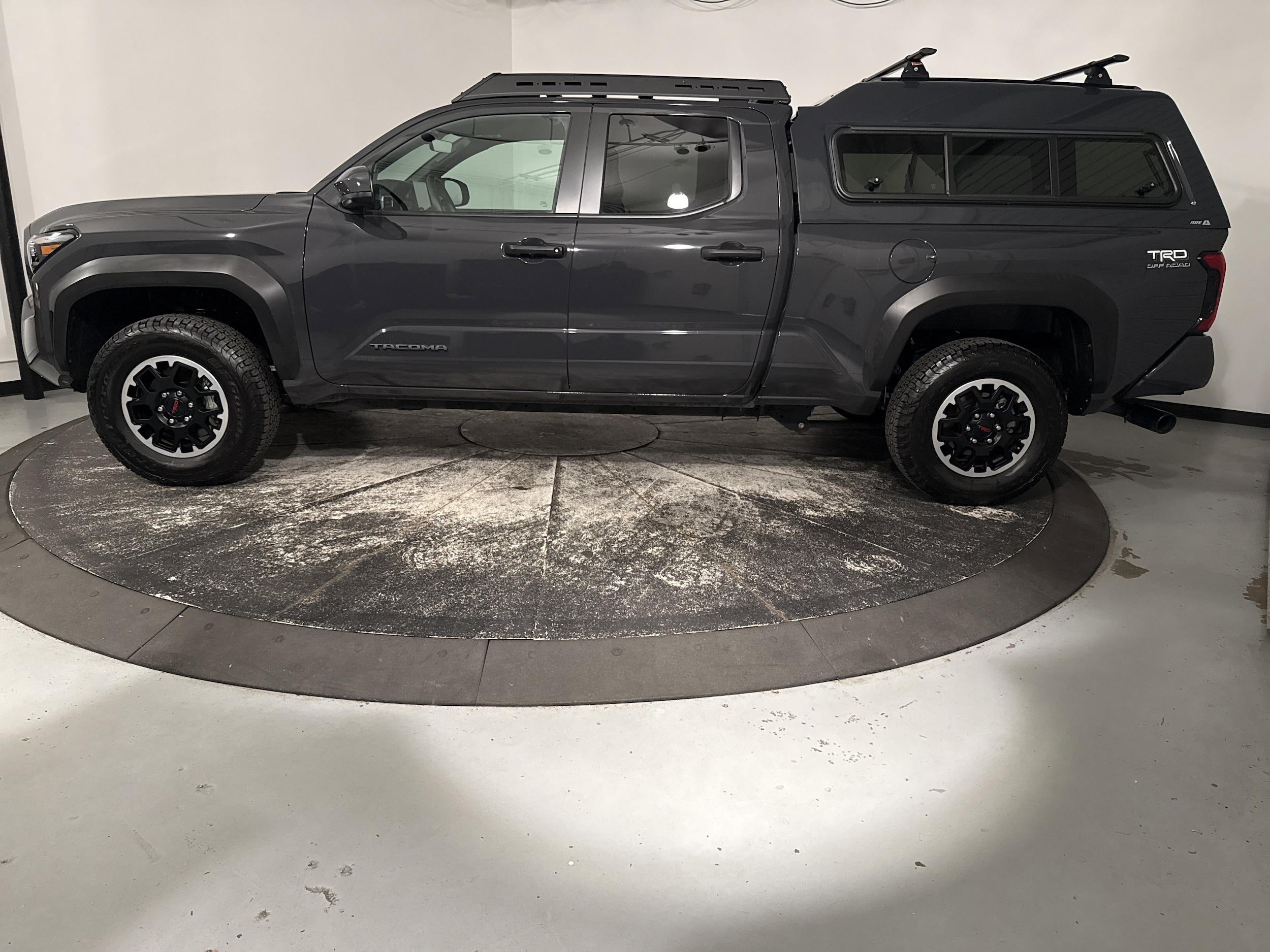 2024 Toyota Tacoma 4WD TRD Off Road photo 6