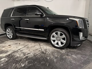 2018 CADILLAC Escalade Luxury SUV
