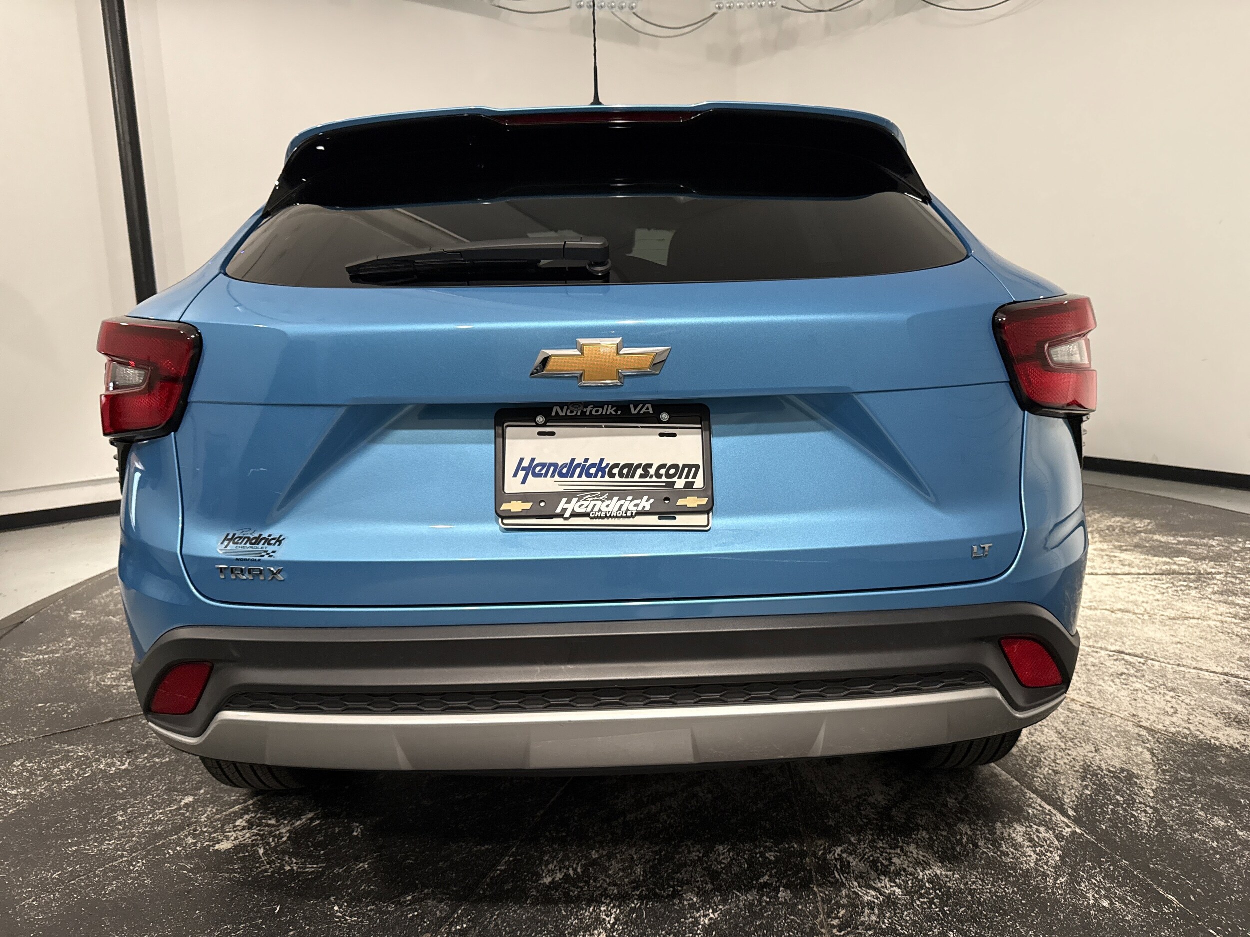 2025 Chevrolet Trax LT photo 3
