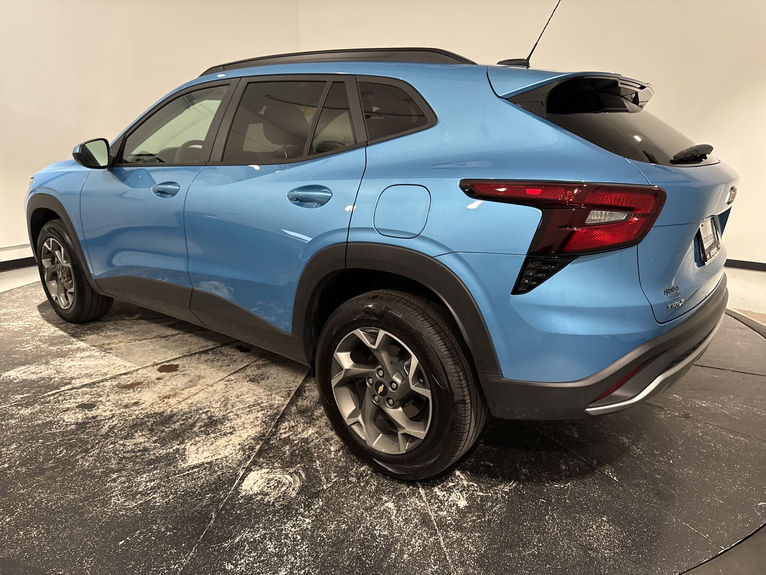 2025 Chevrolet Trax LT photo 6