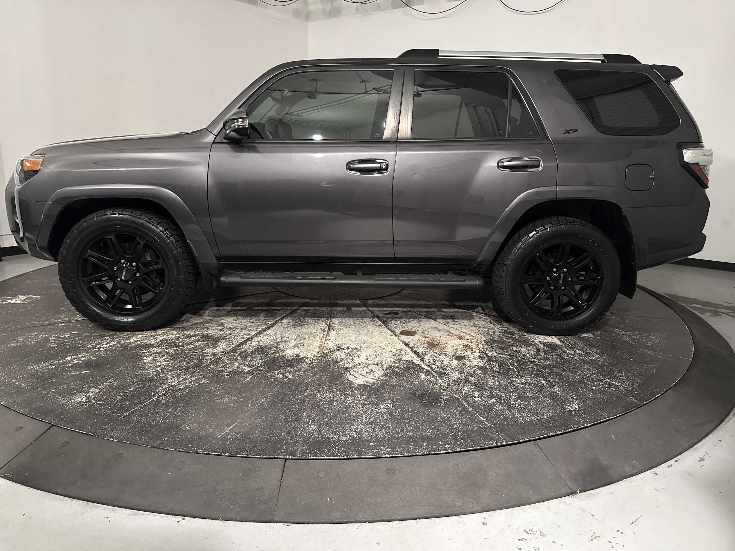 2022 Toyota 4Runner SR5 Premium photo 5