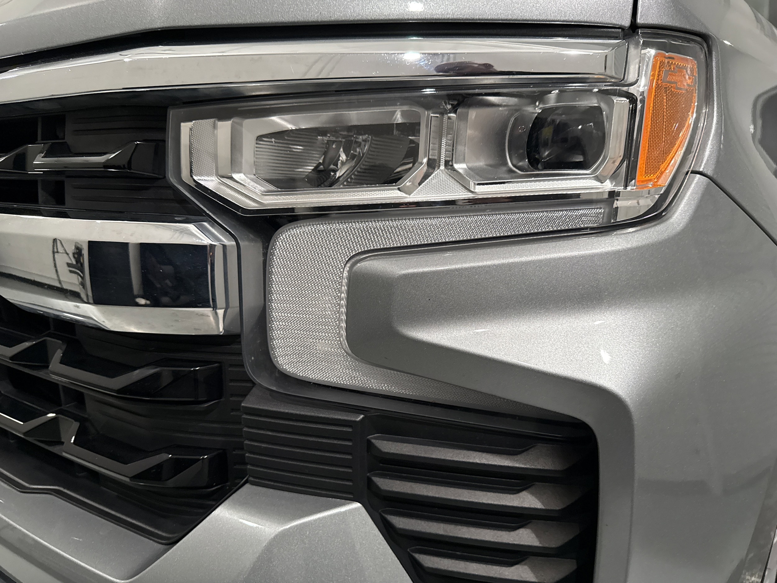 2025 Chevrolet Silverado 1500 LT photo 4