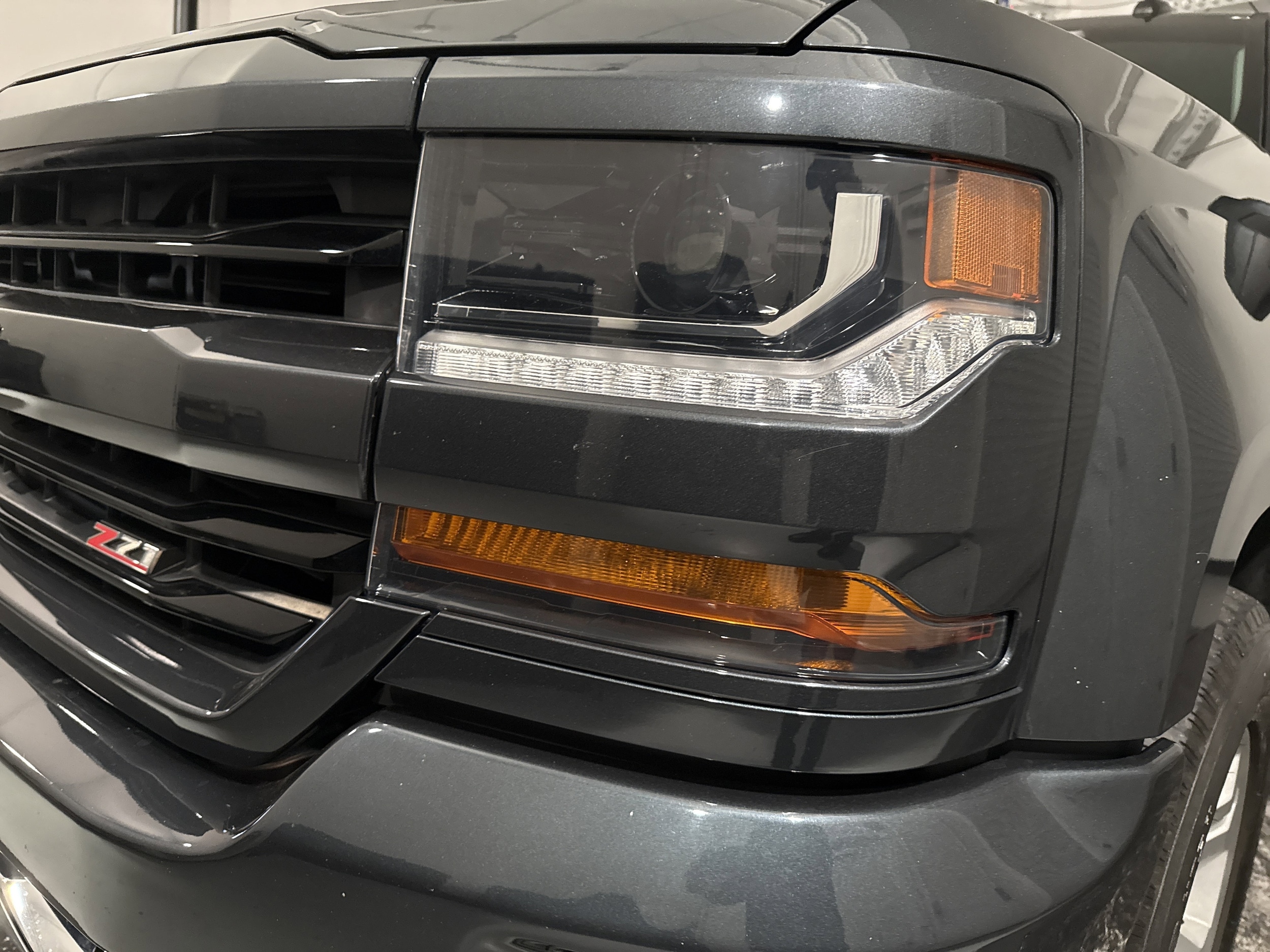 2018 Chevrolet Silverado 1500 LT photo 4