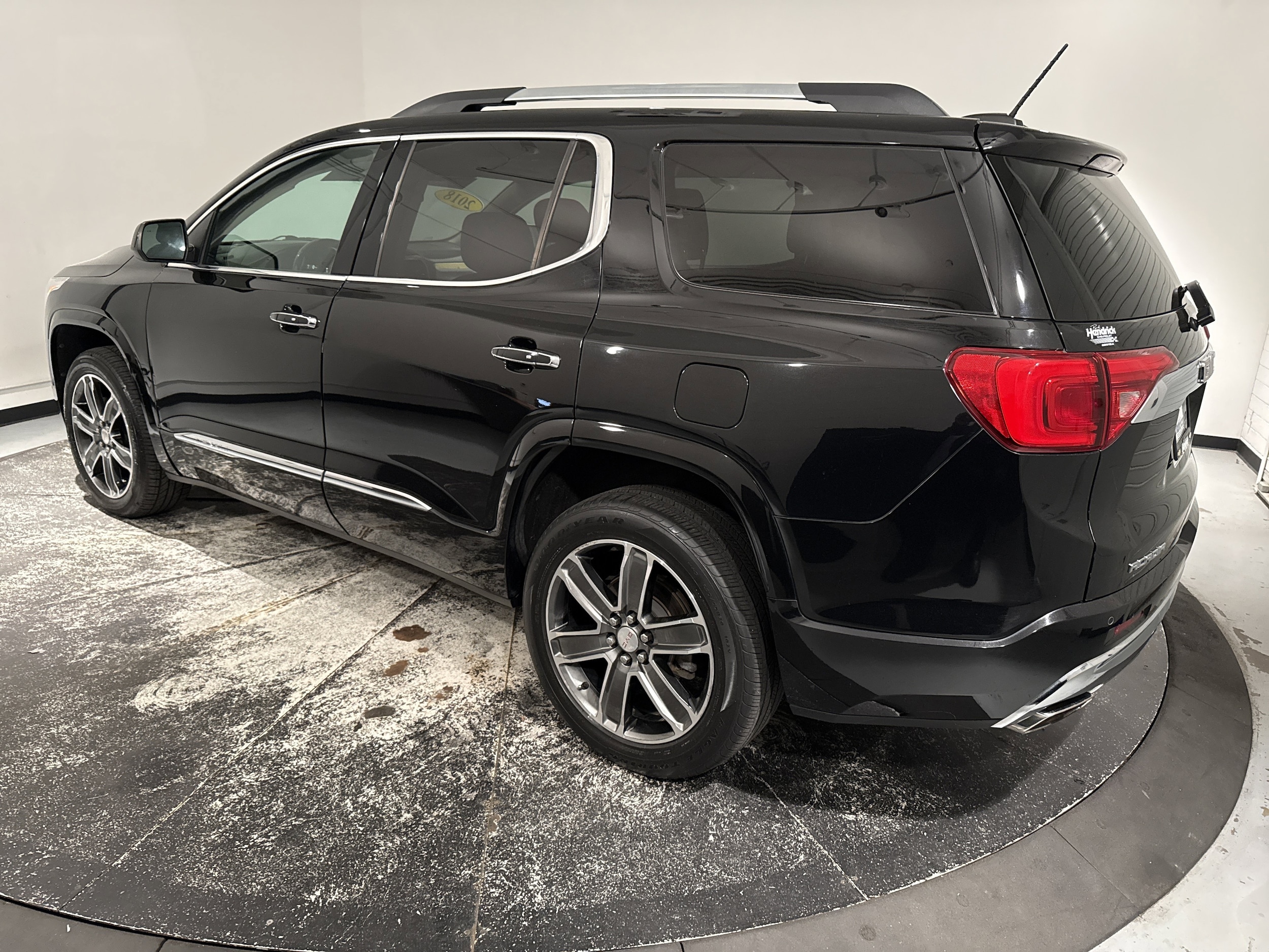 2018 GMC Acadia Denali photo 6