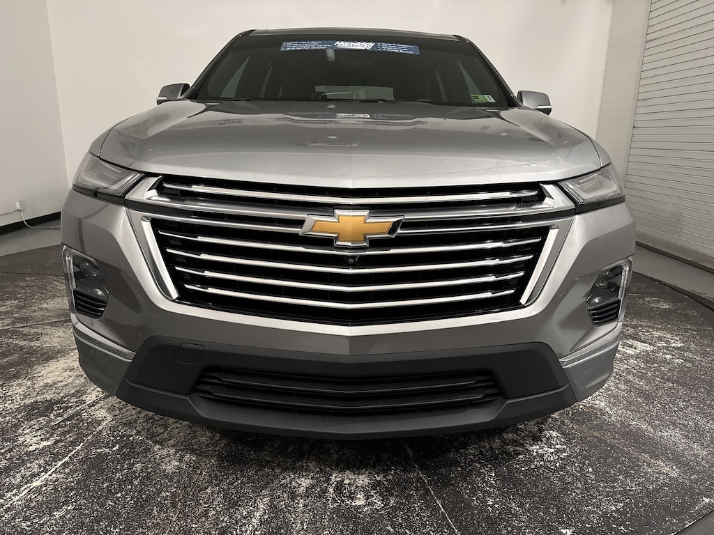 Used 2023 Chevrolet Traverse Premier SUV