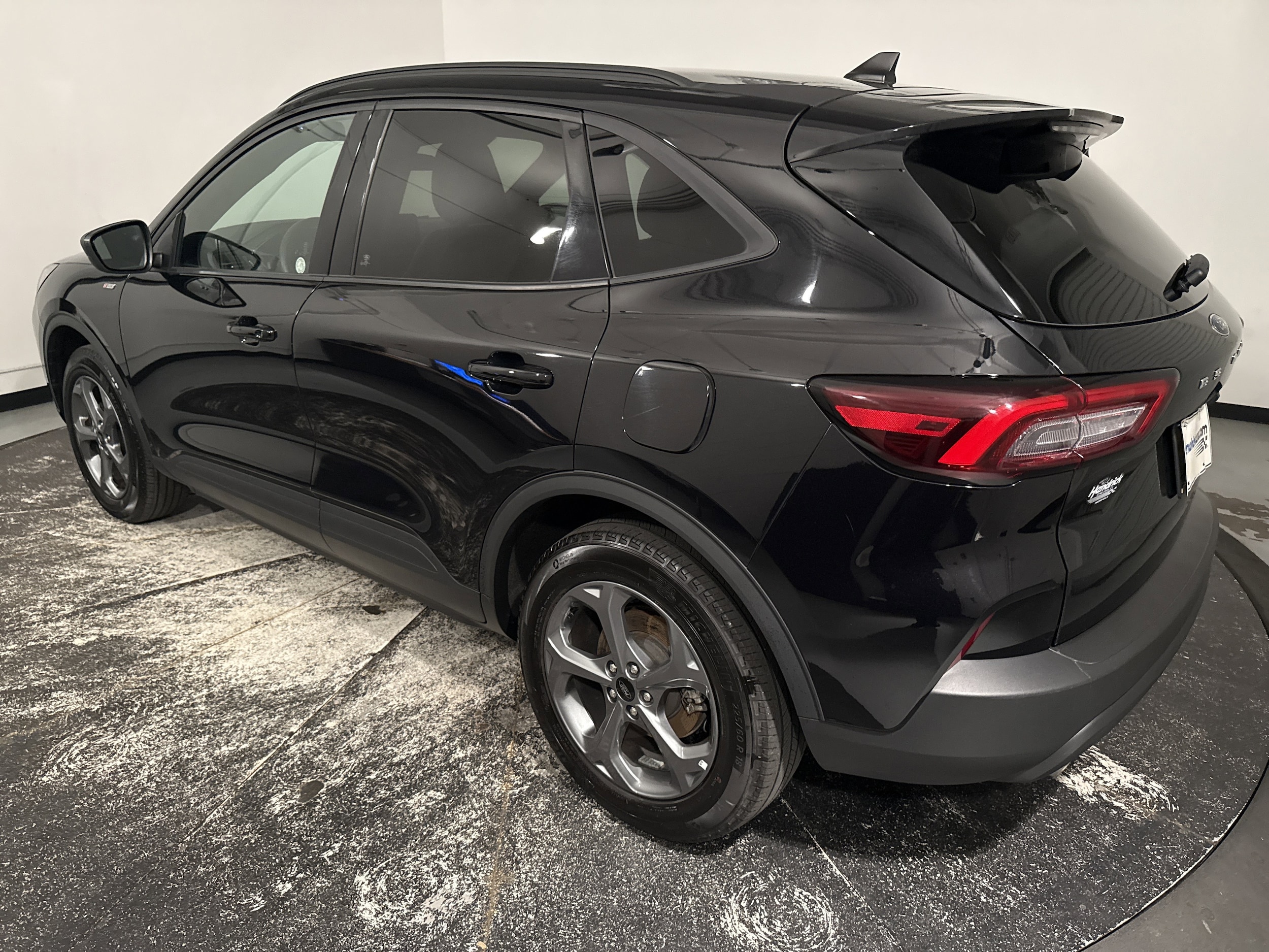 2025 Ford Escape ST-Line photo 3