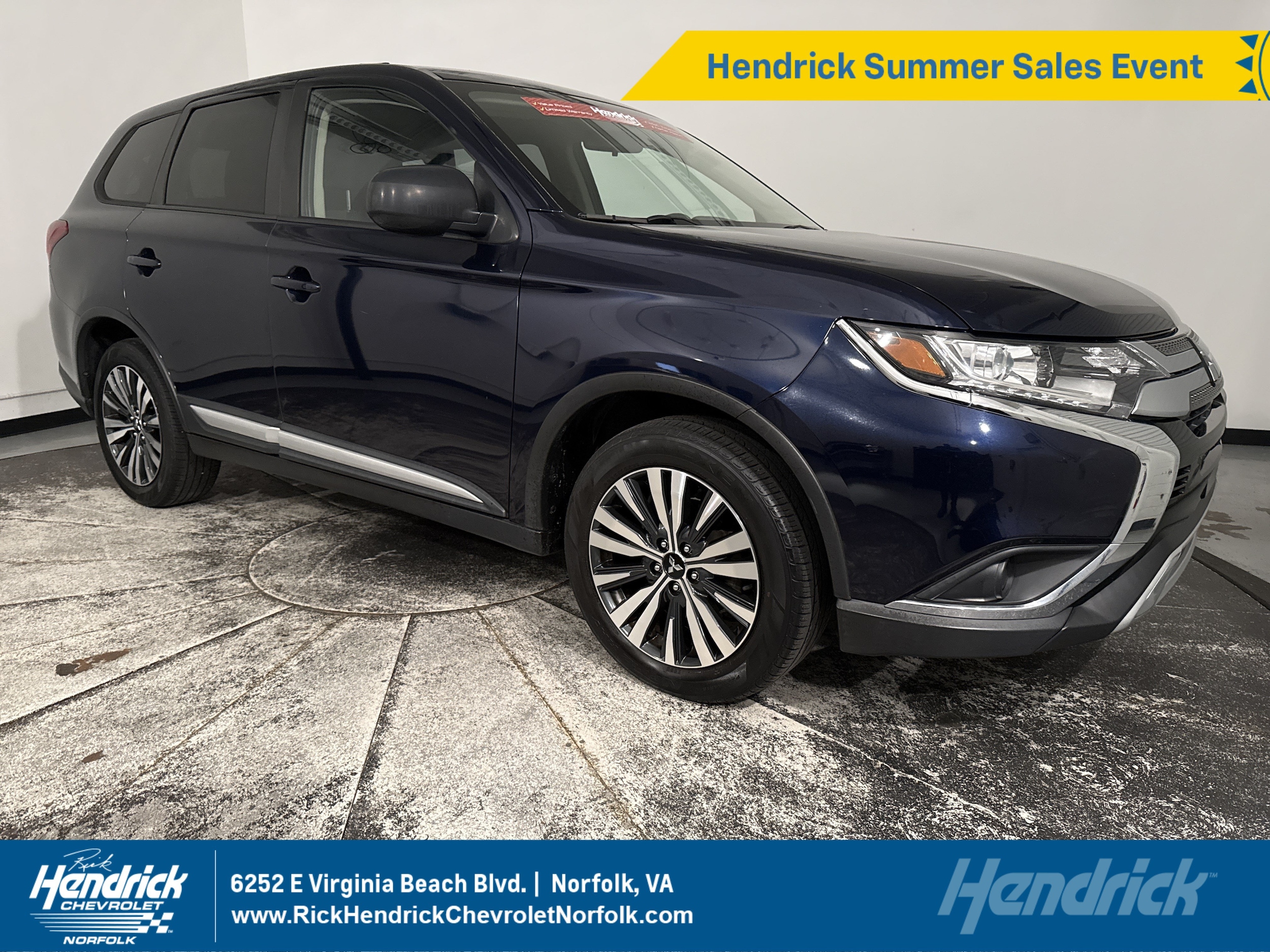 Mitsubishi Outlander ES