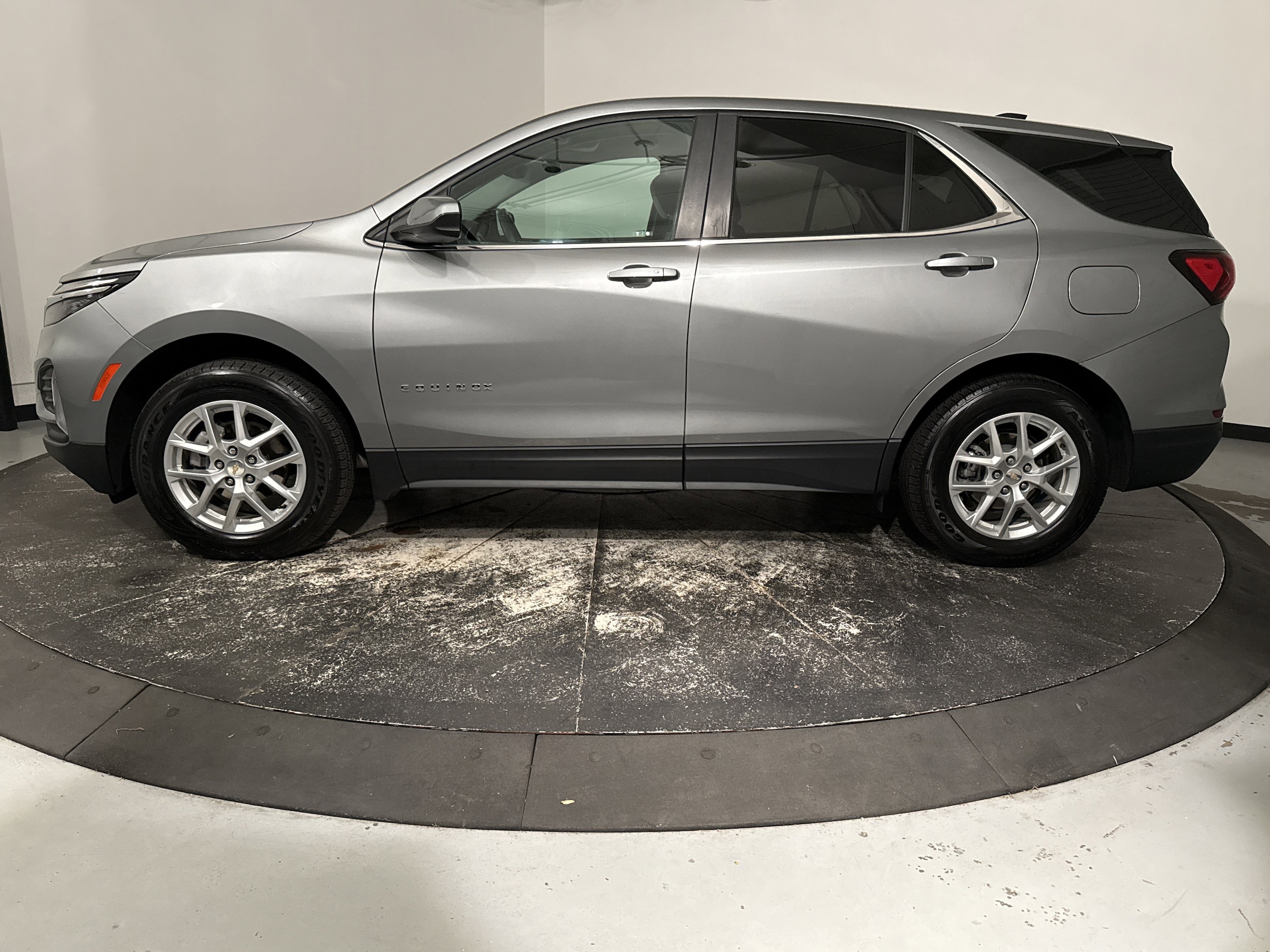 2023 Chevrolet Equinox LT photo 6