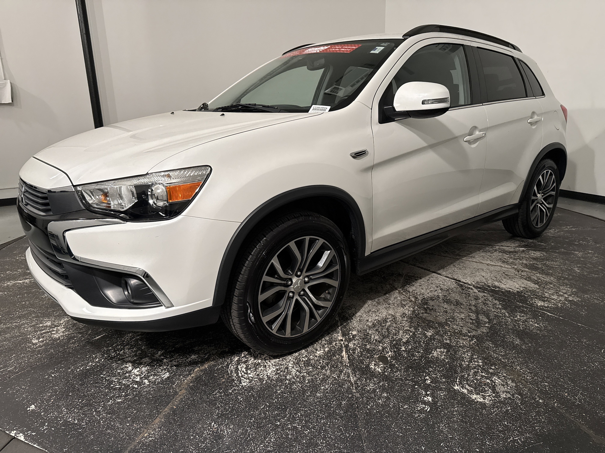2016 Mitsubishi Outlander Sport 2.4 SEL photo 4