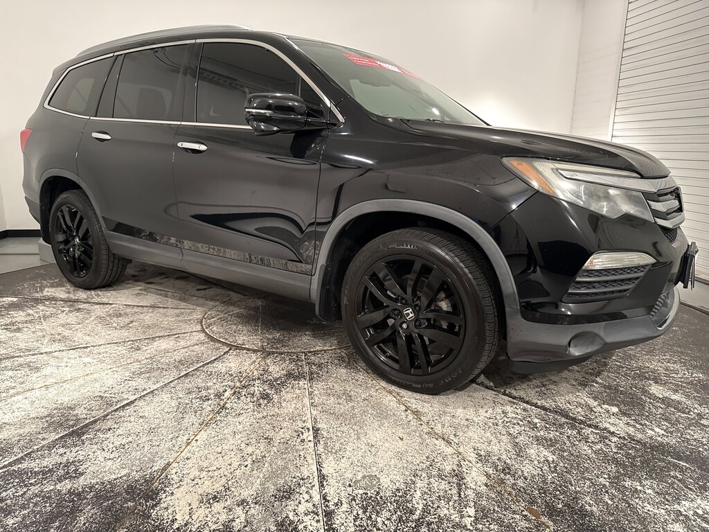 Used 2017 Honda Pilot Touring SUV