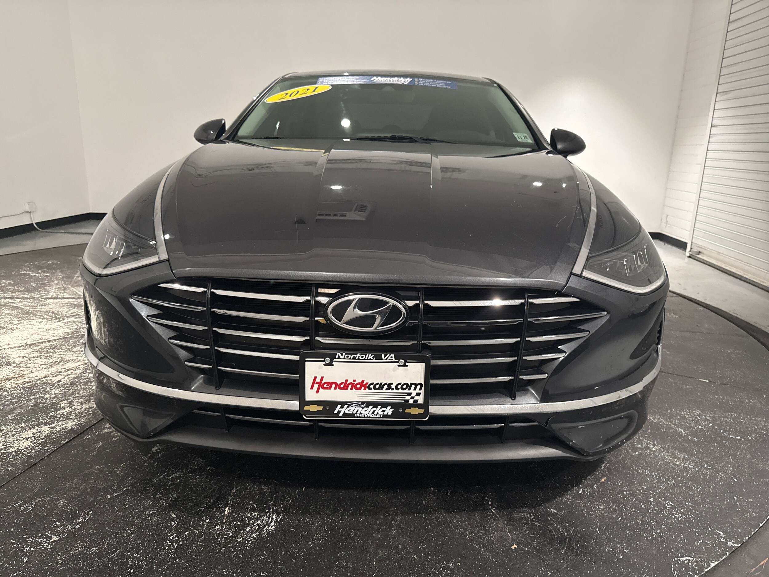 2021 Hyundai Sonata SE photo 2